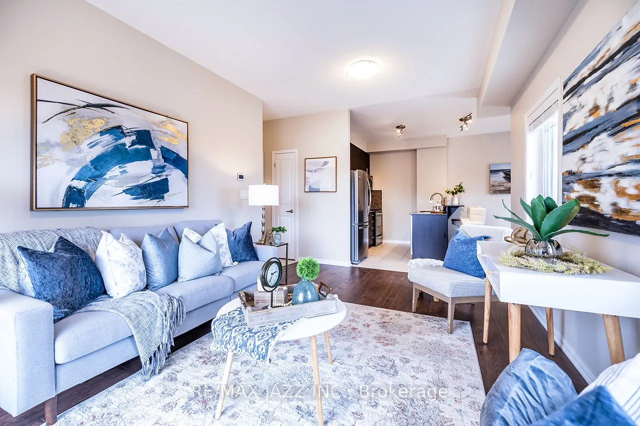 1 Sidney Lane, #307