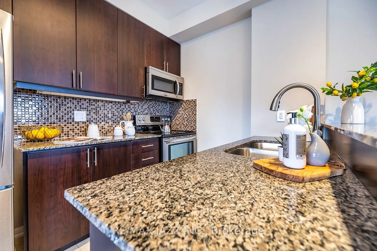1 Sidney Lane, #307