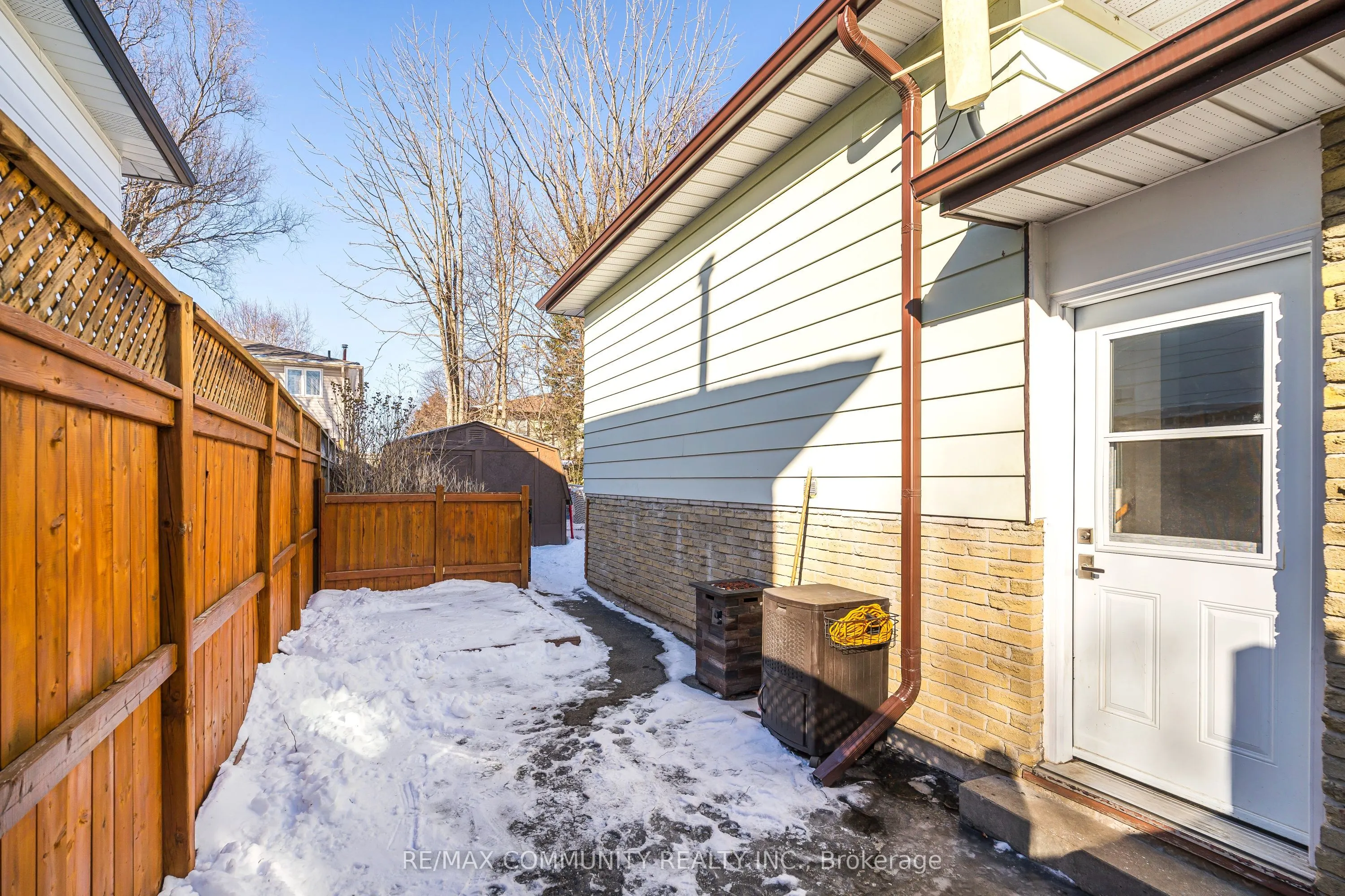 506 Lanark Drive