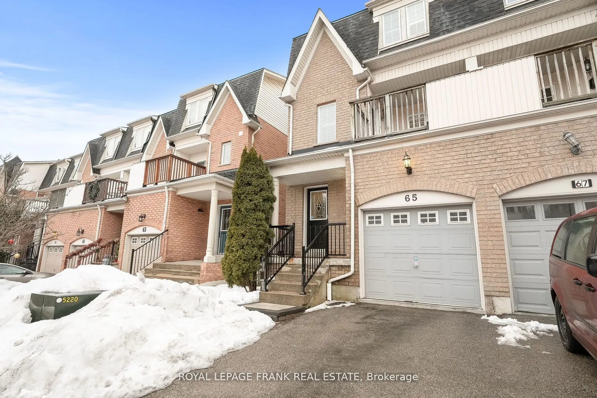 65 Sprucedale Way #31