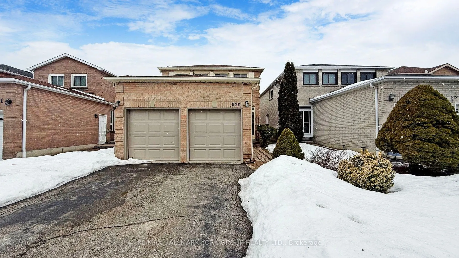 929 Rambleberry Avenue