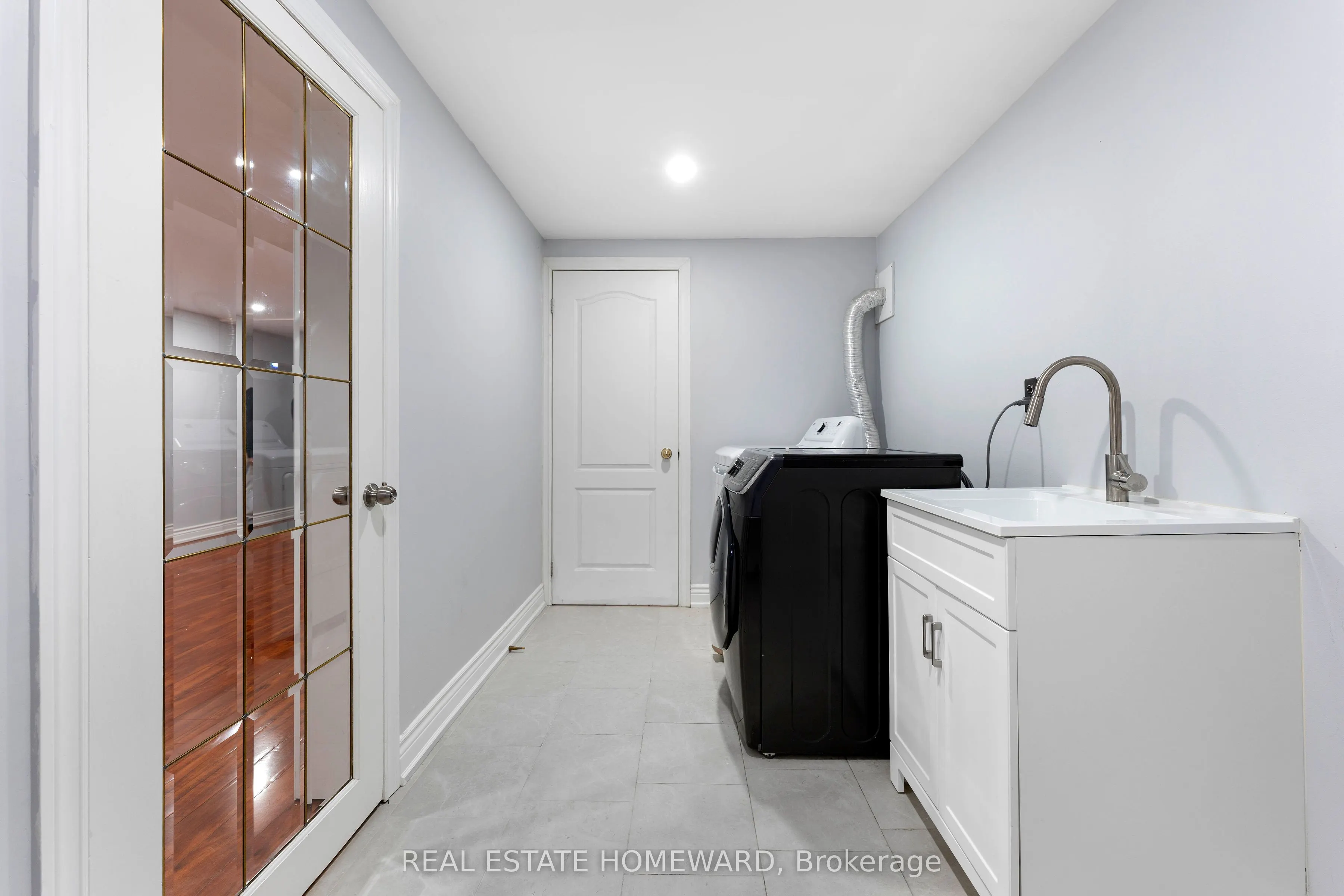 15A Davidson Avenue