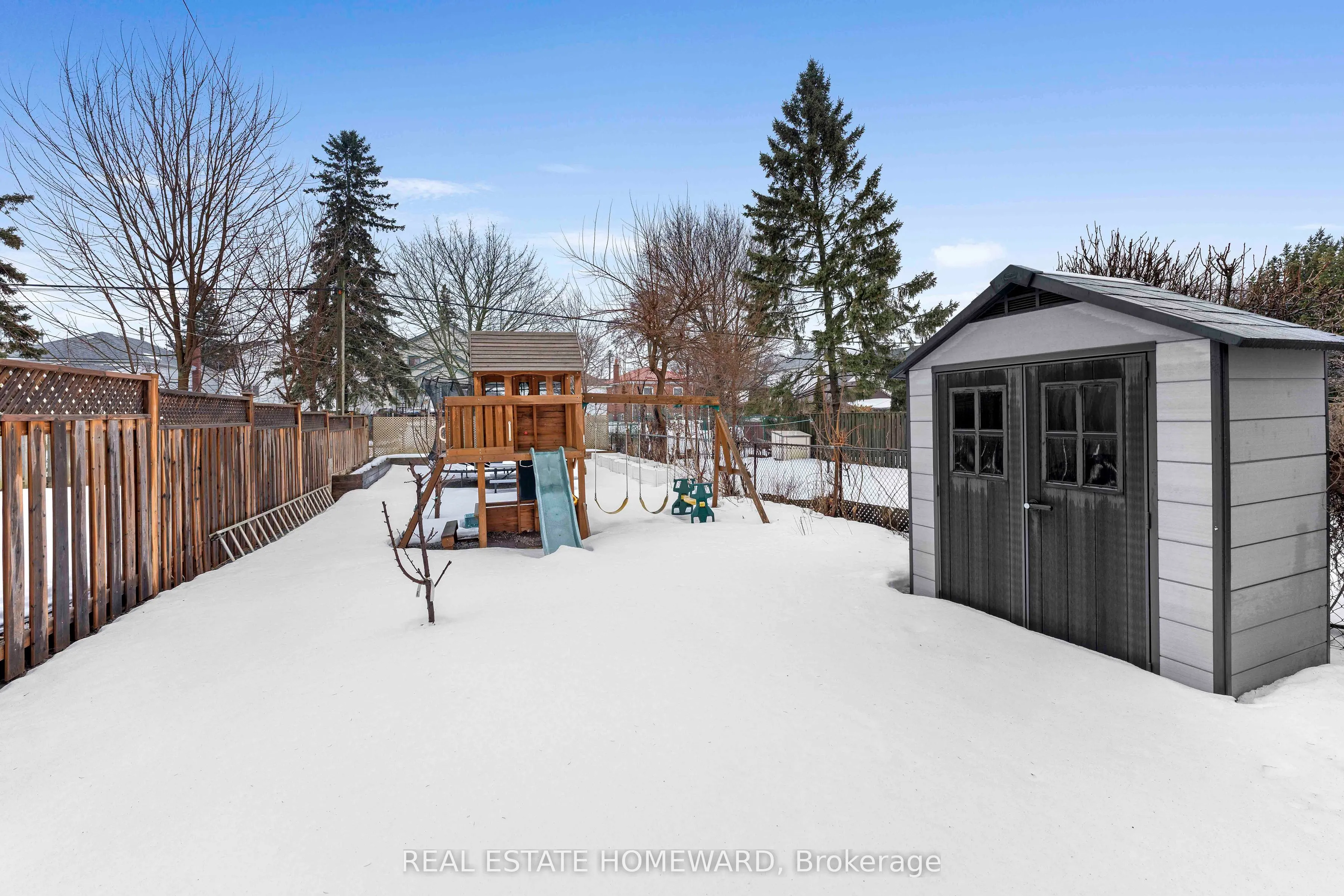 15A Davidson Avenue