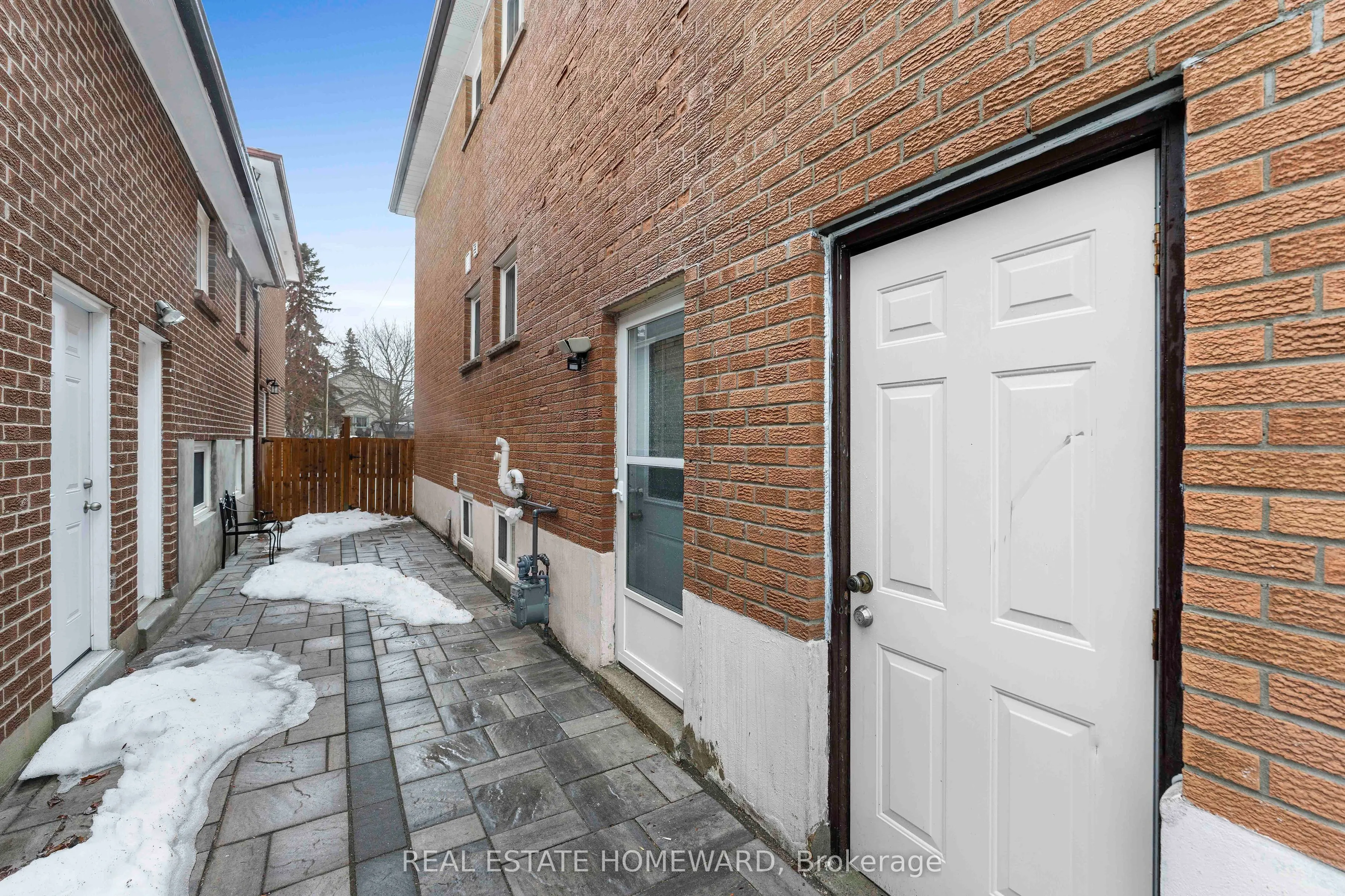 15A Davidson Avenue