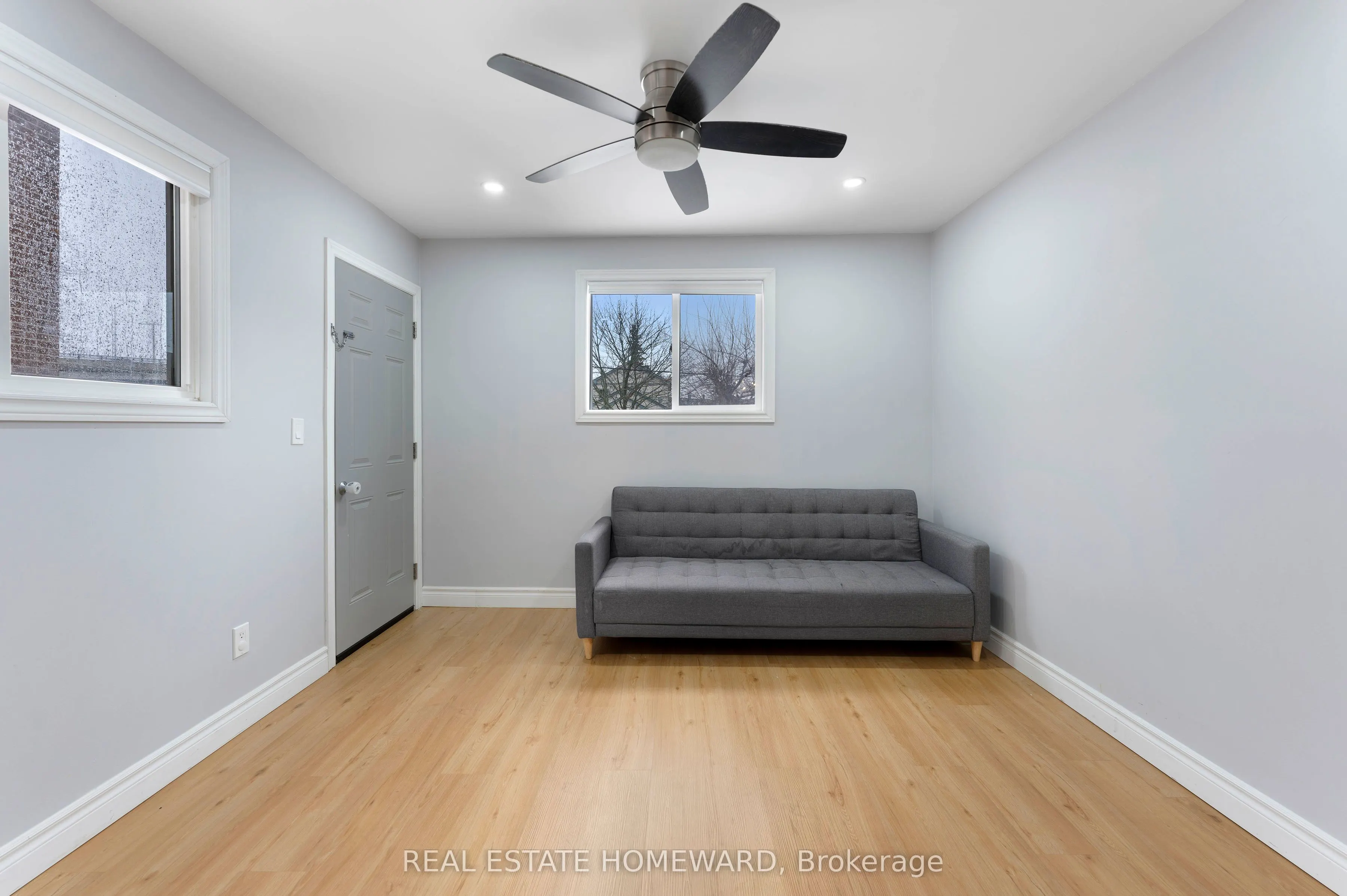 15A Davidson Avenue