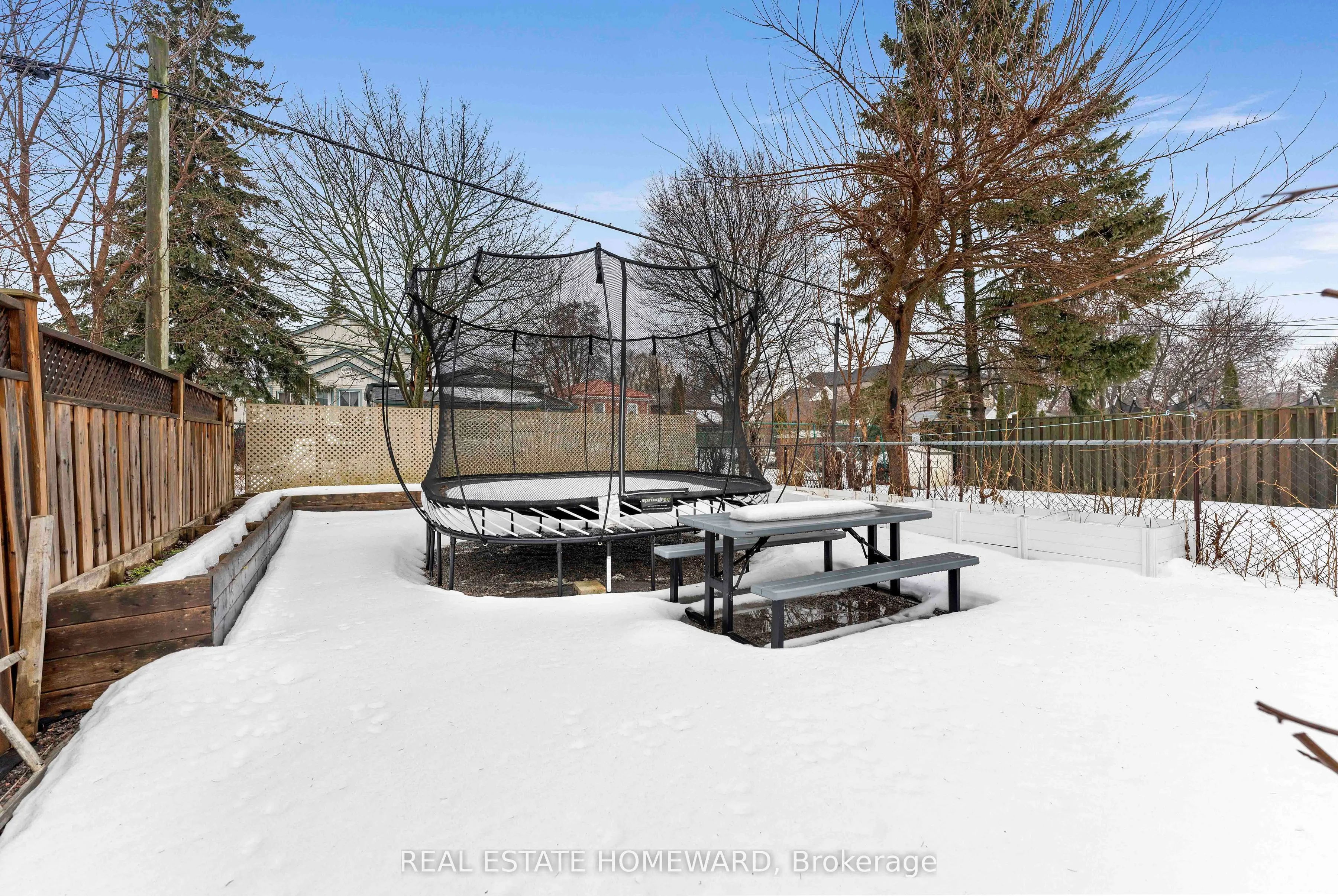 15A Davidson Avenue