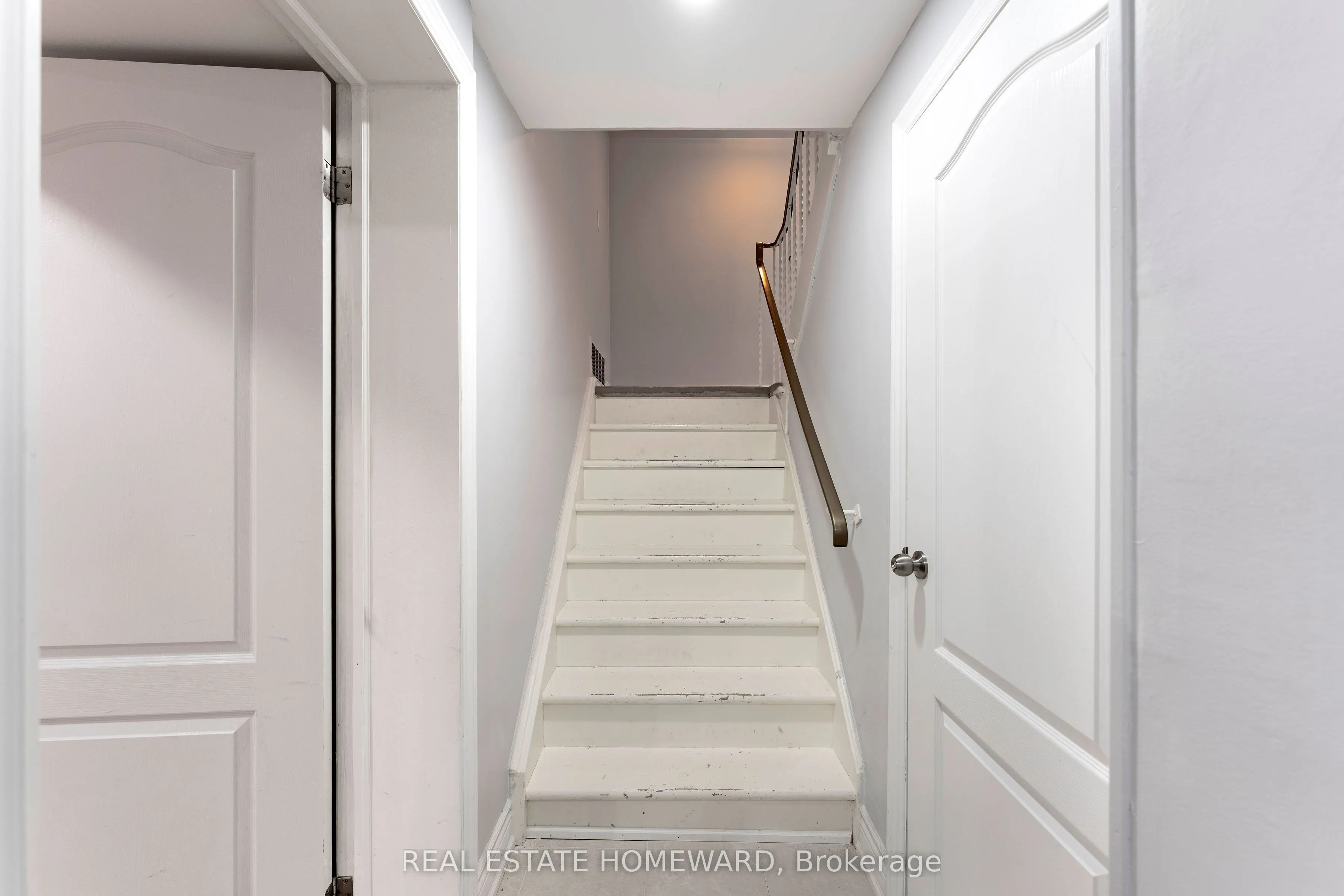 15A Davidson Avenue