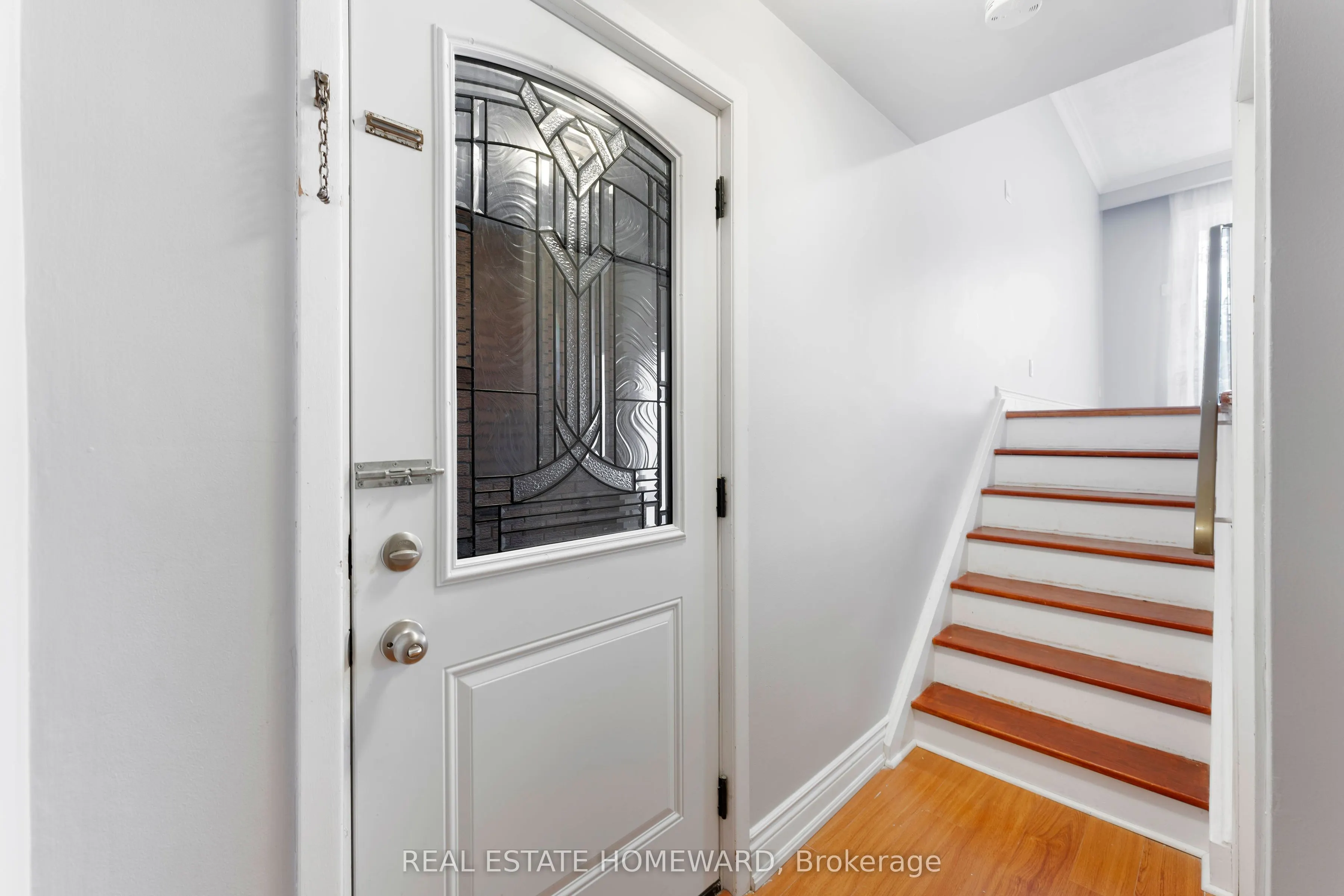 15A Davidson Avenue