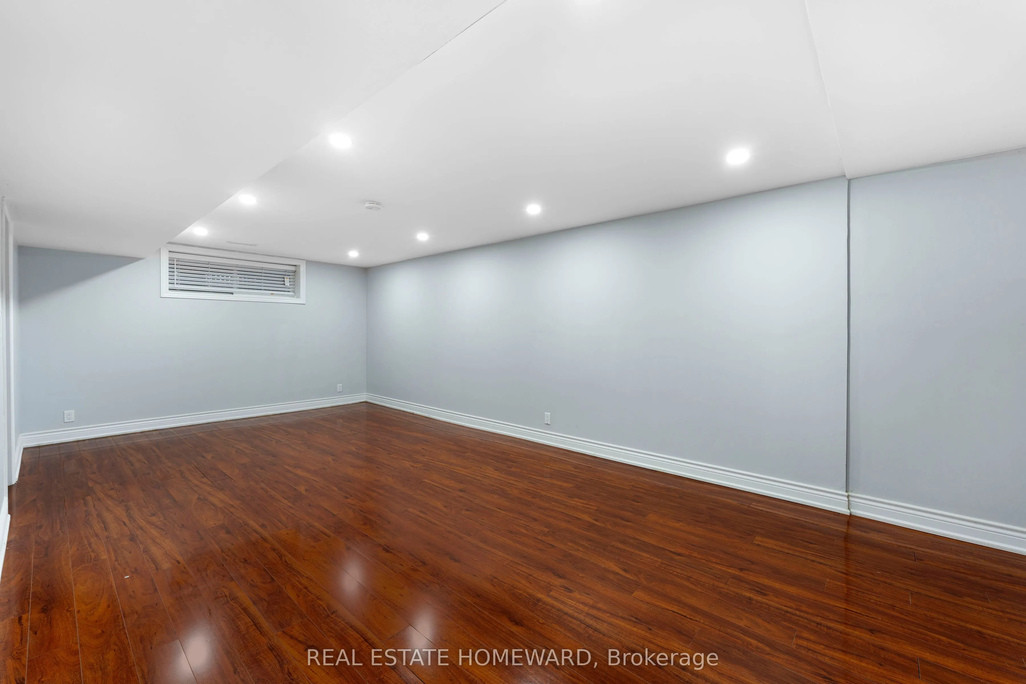 15A Davidson Avenue