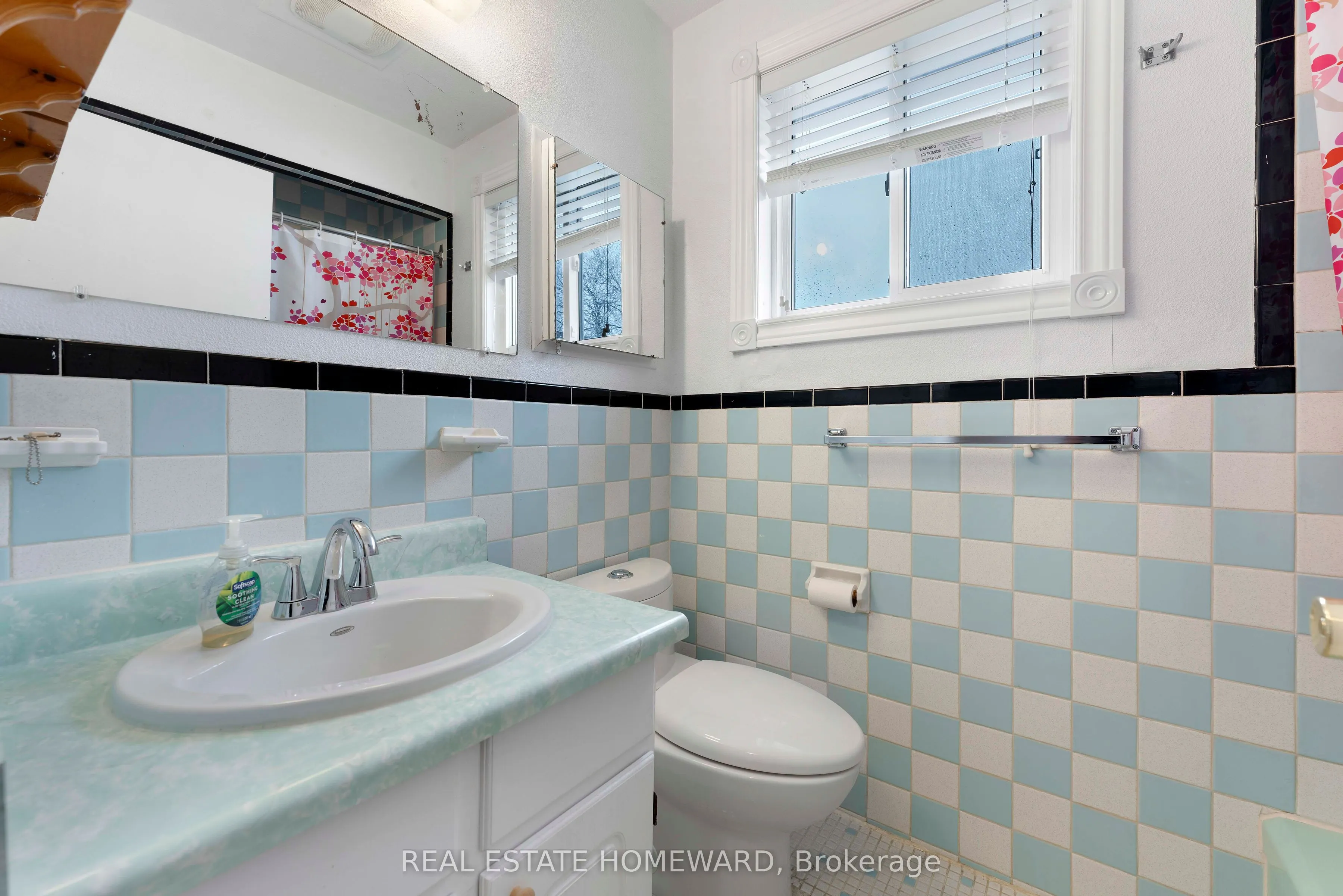 15A Davidson Avenue