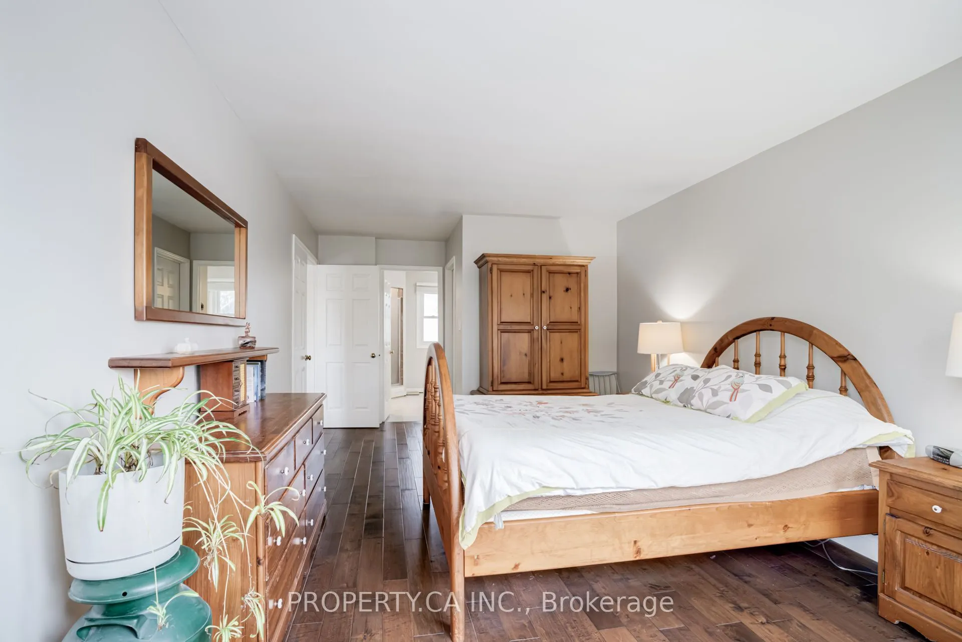 1209 Maple Gate Road