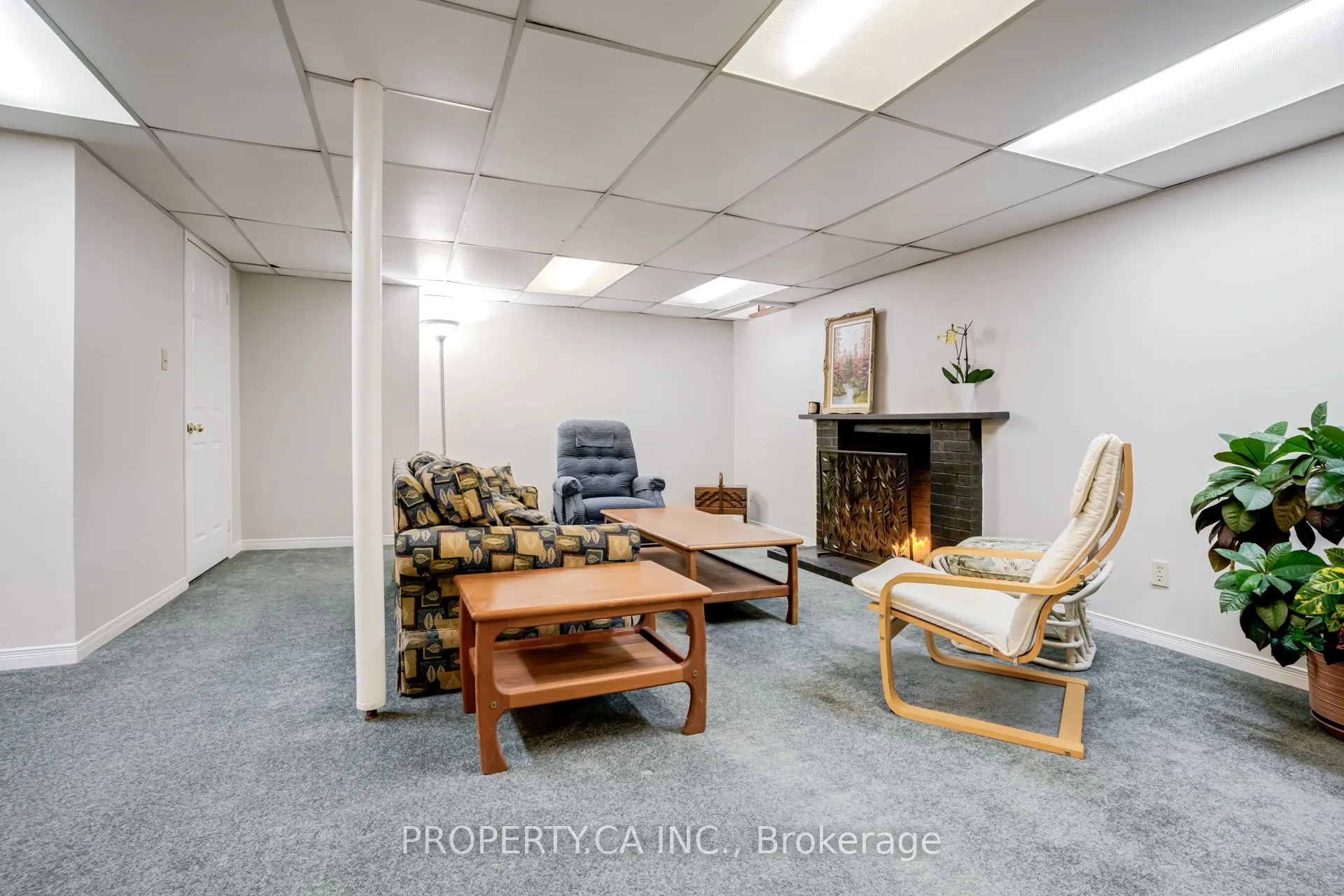 1209 Maple Gate Road