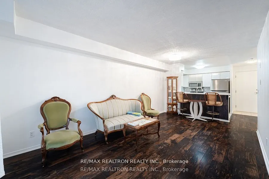 3650 Kingston Road, #203