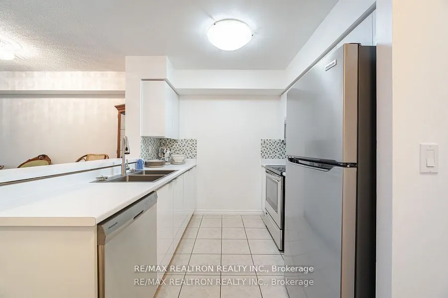 3650 Kingston Road, #203
