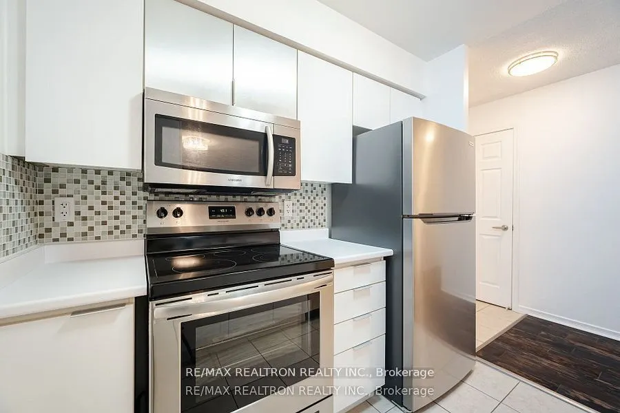 3650 Kingston Road, #203