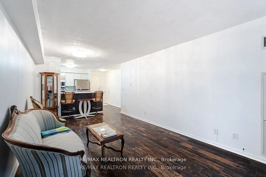 3650 Kingston Road, #203
