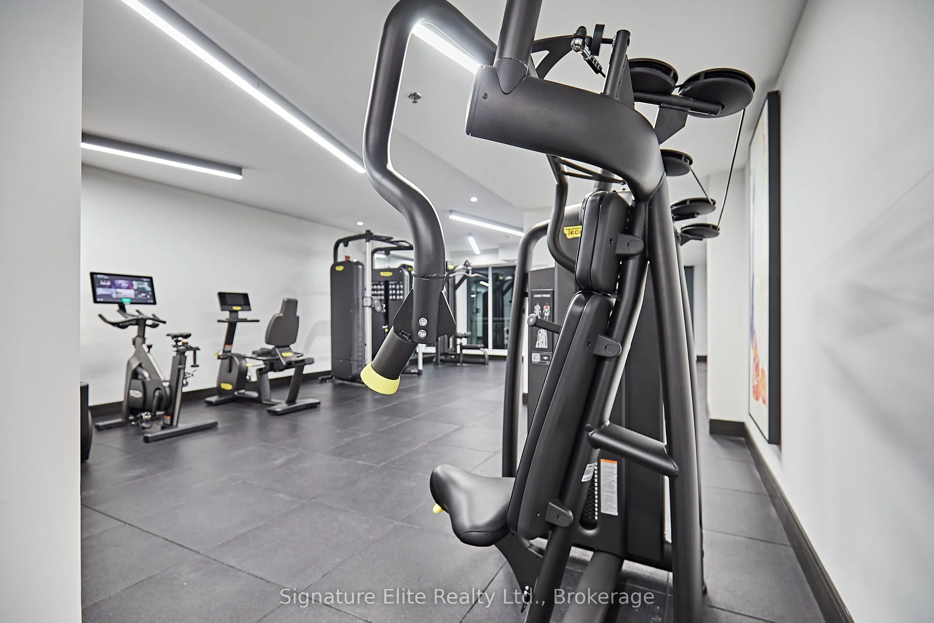 2213 Kingston Road, #105C