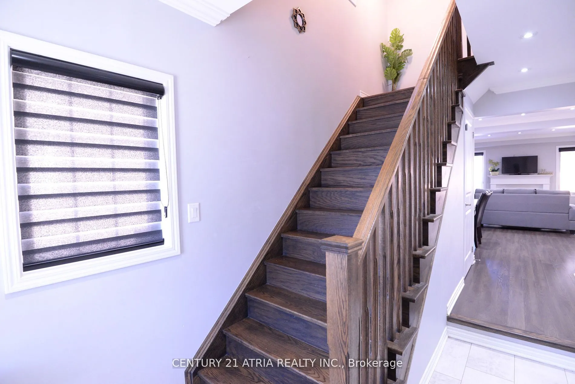 2440 Moonlight Crescent