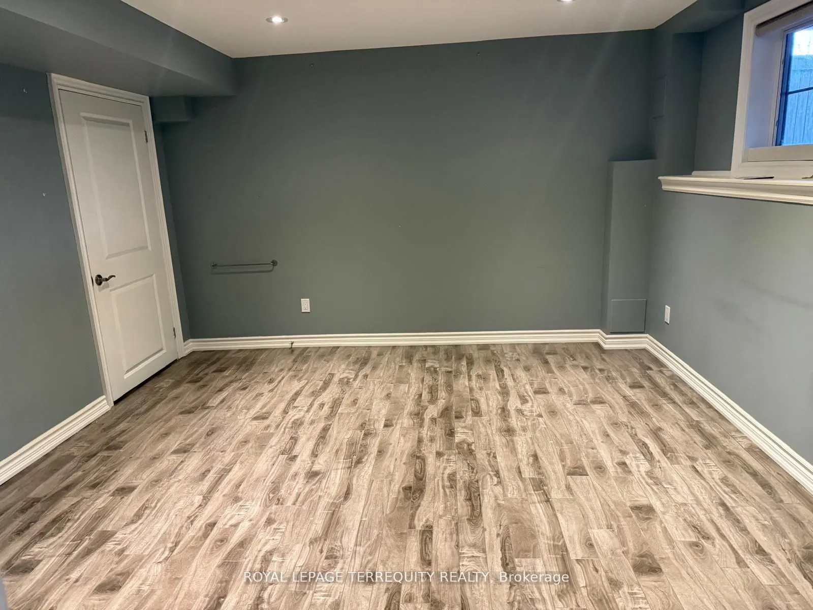 55 Rushbrooke Way, #Lower