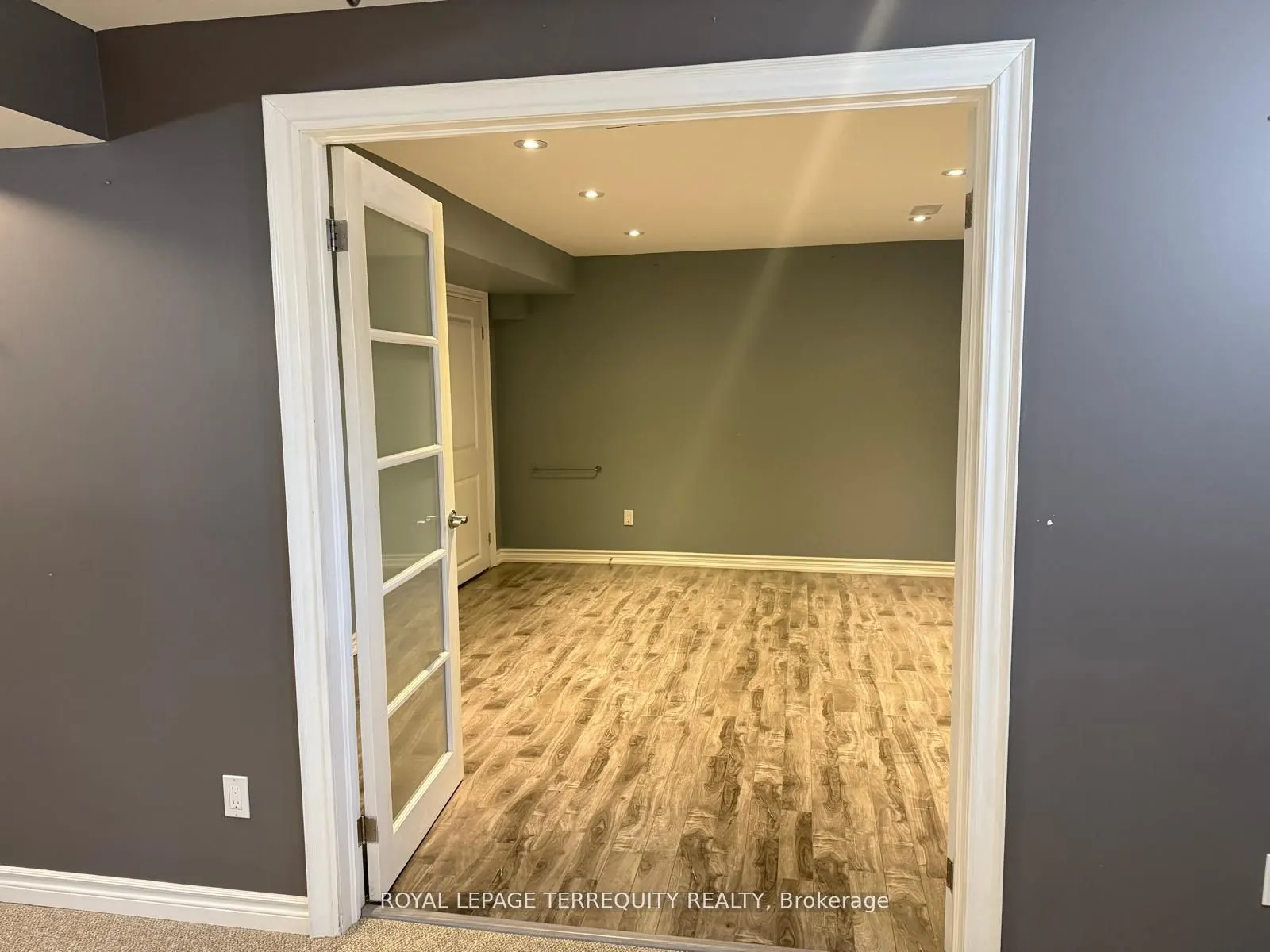 55 Rushbrooke Way, #Lower