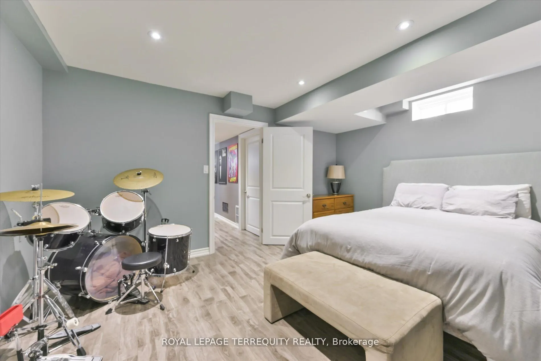 55 Rushbrooke Way, #Lower