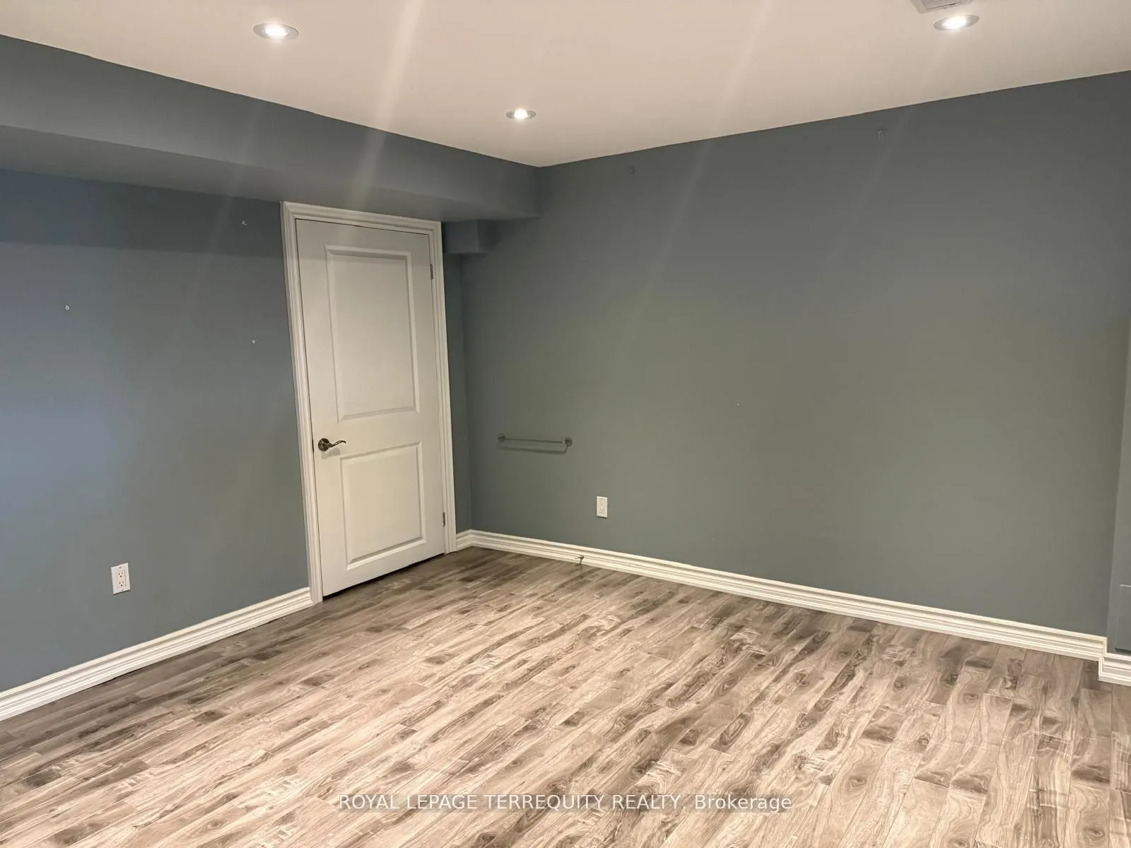 55 Rushbrooke Way, #Lower