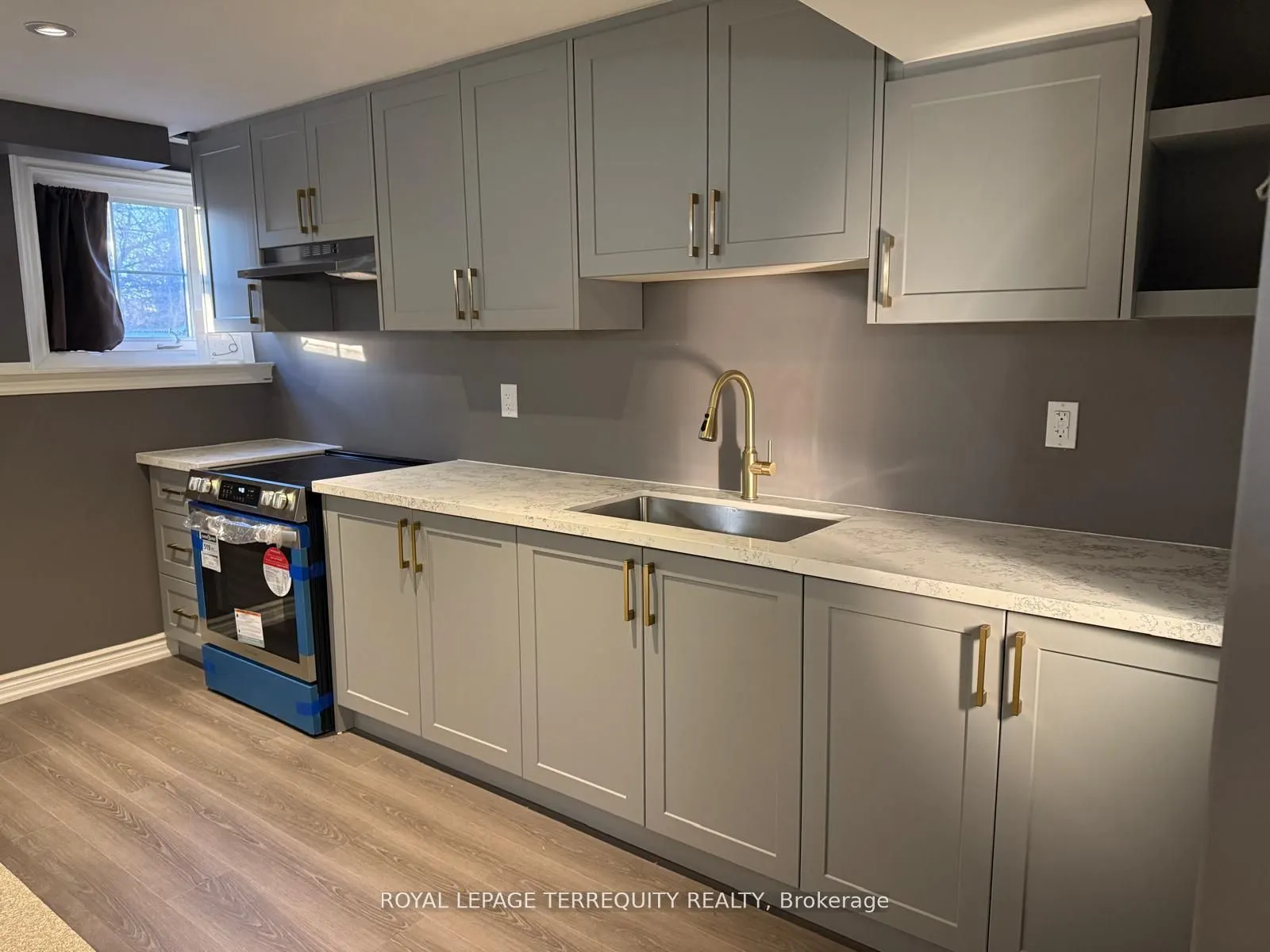 55 Rushbrooke Way, #Lower