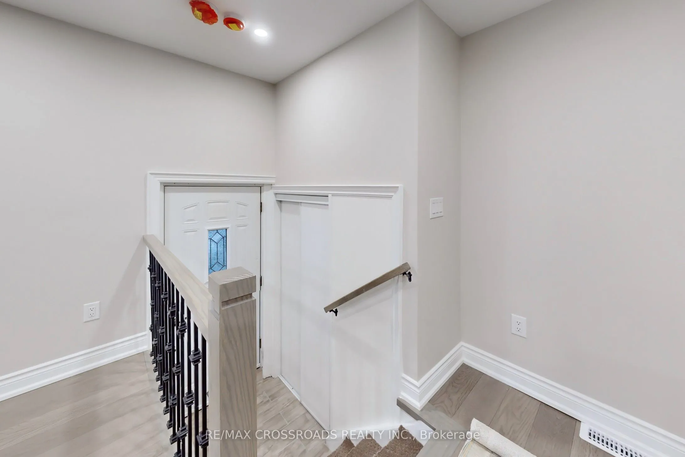 12 Biltmore Court