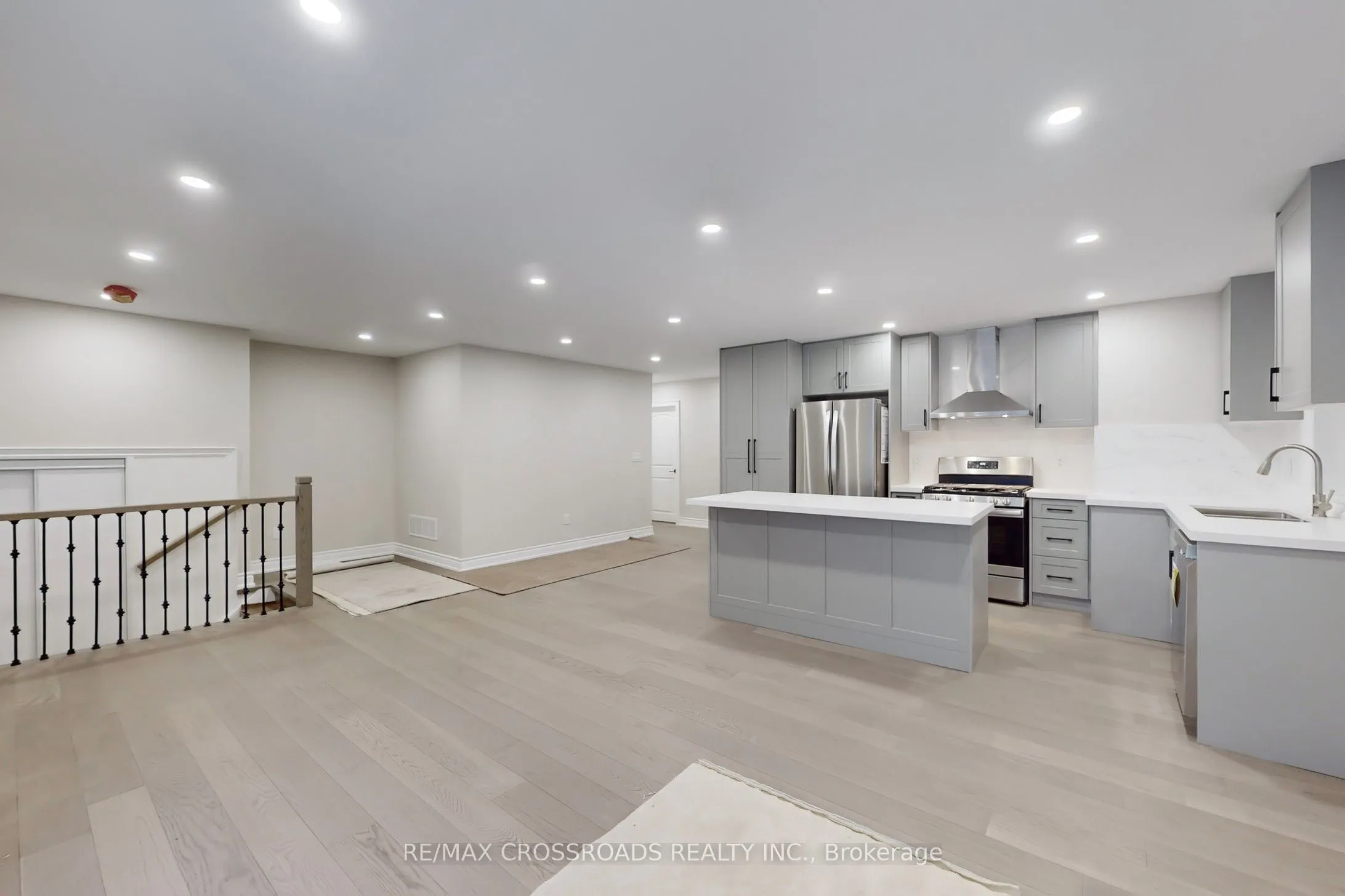 12 Biltmore Court
