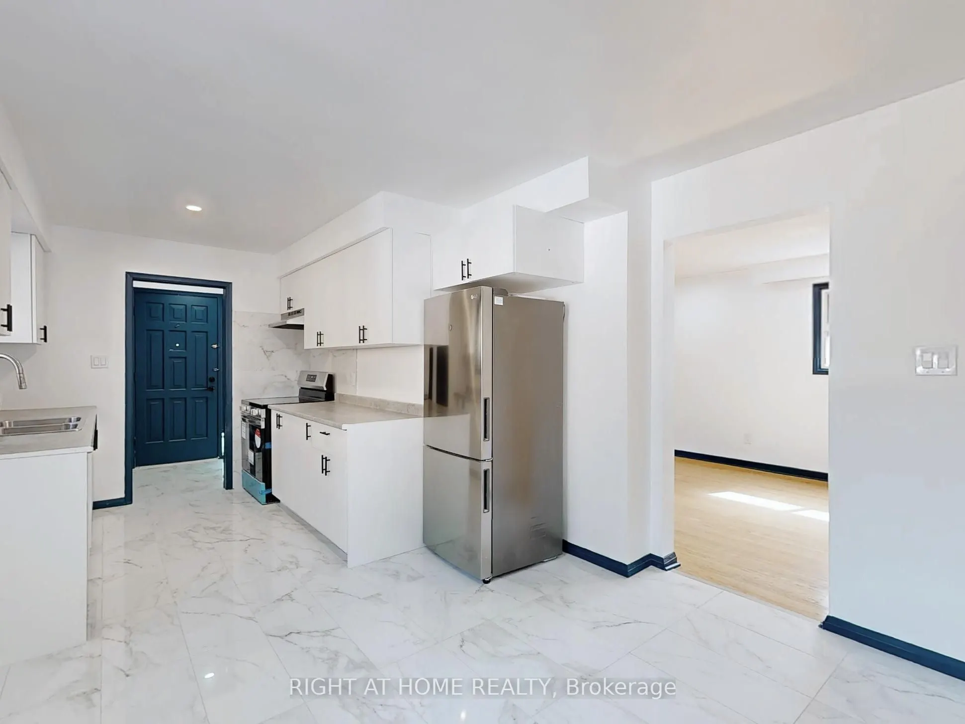 1326 Victoria Park Avenue