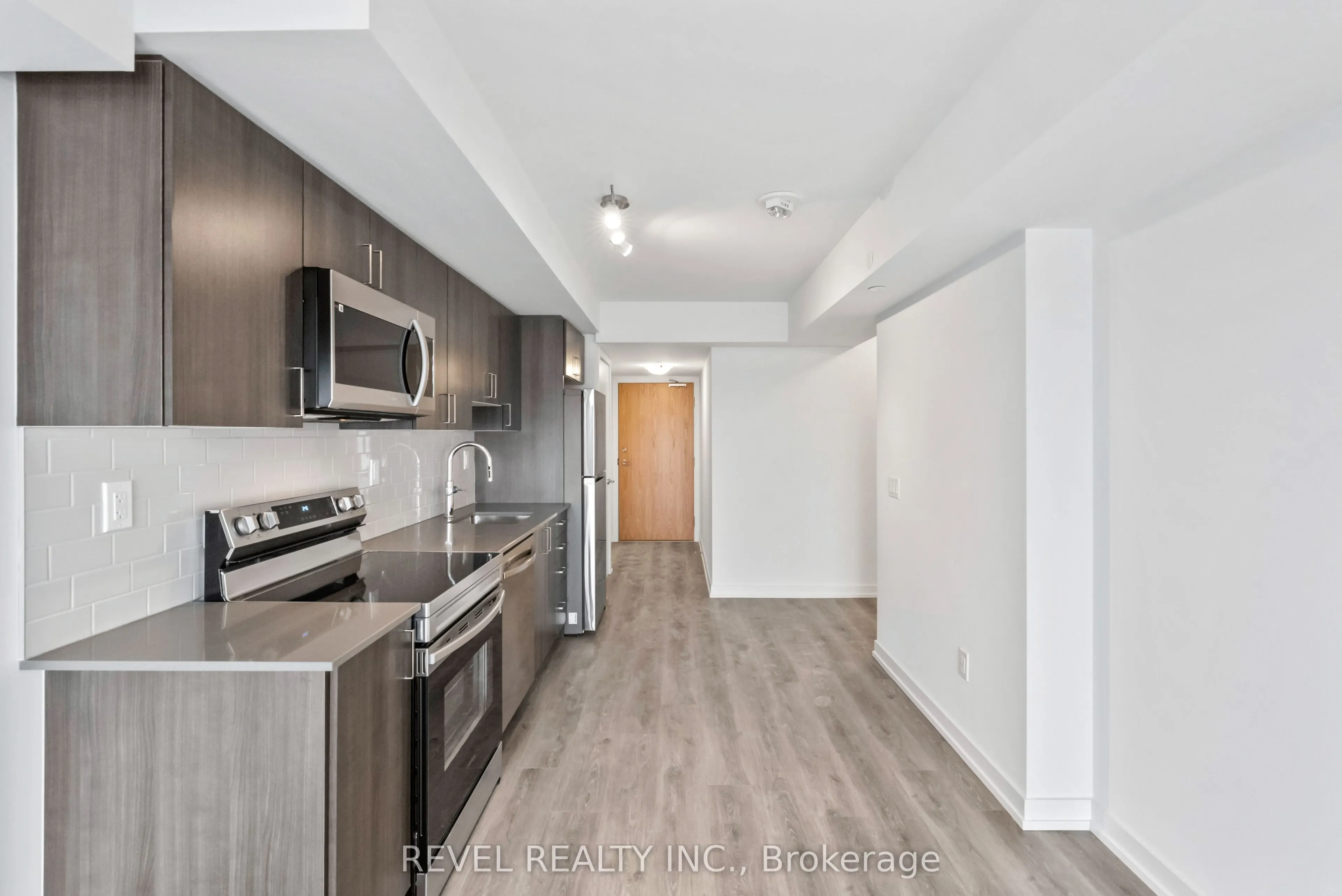 1435 Celebration Drive, #417