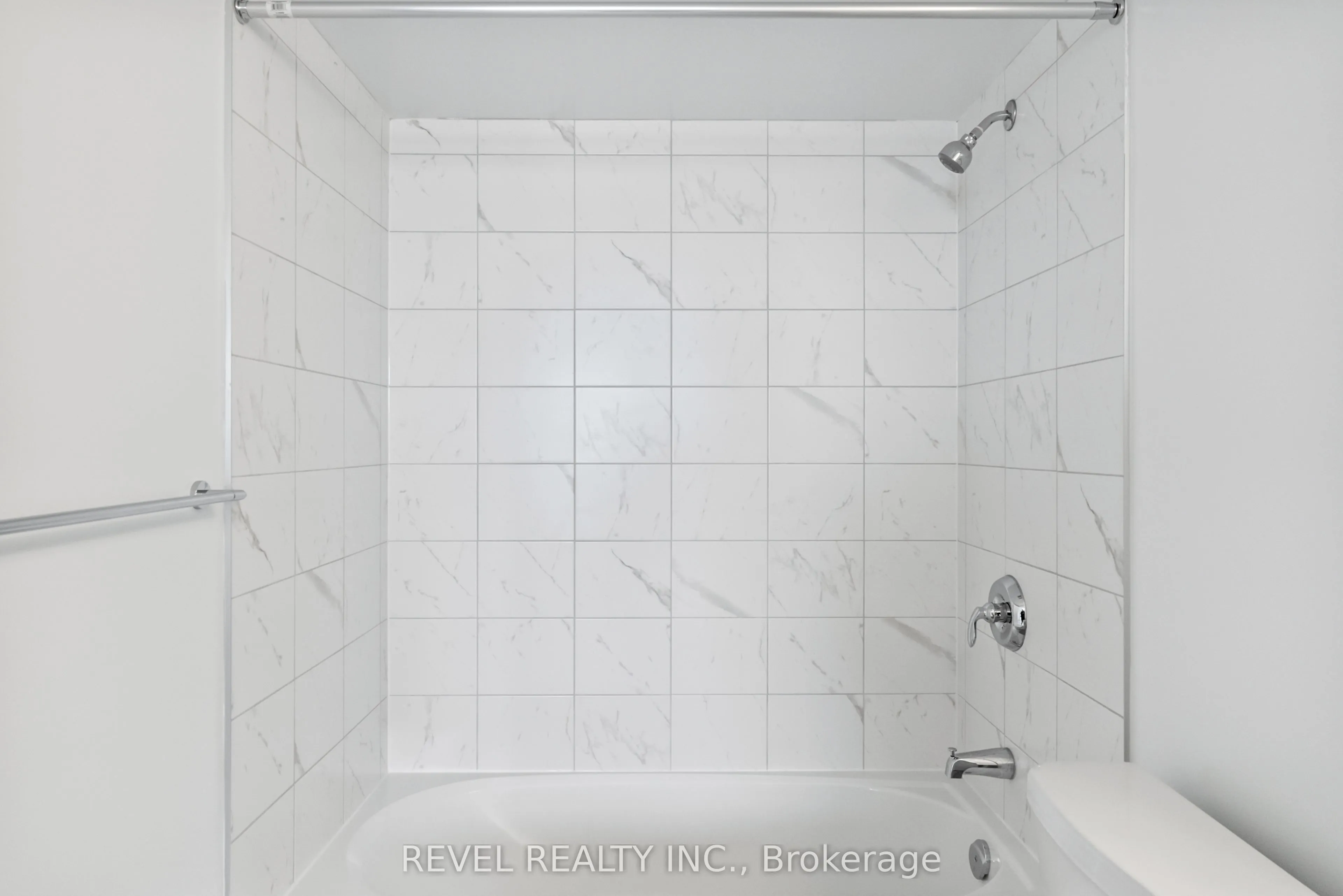 1435 Celebration Drive, #417