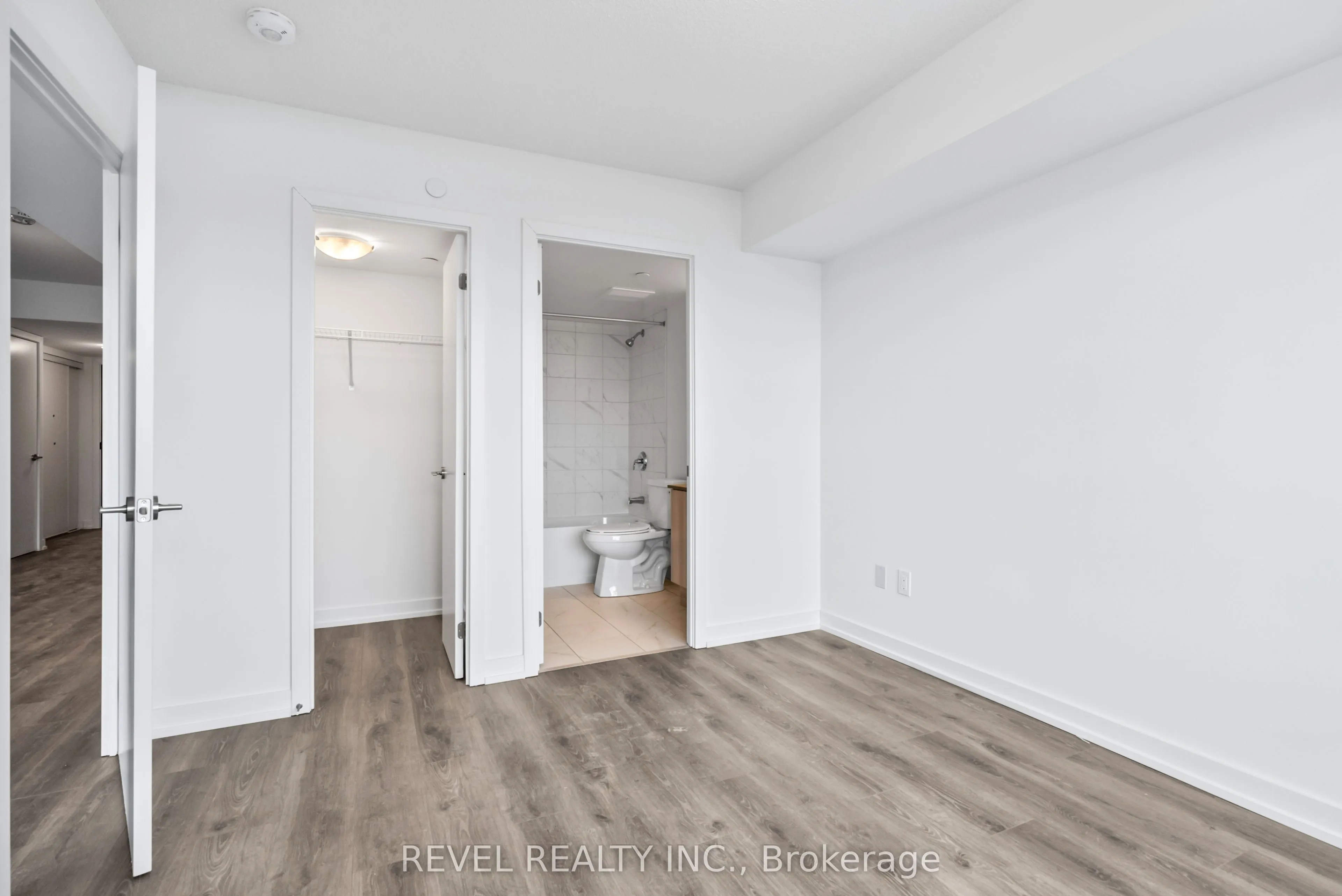 1435 Celebration Drive, #417