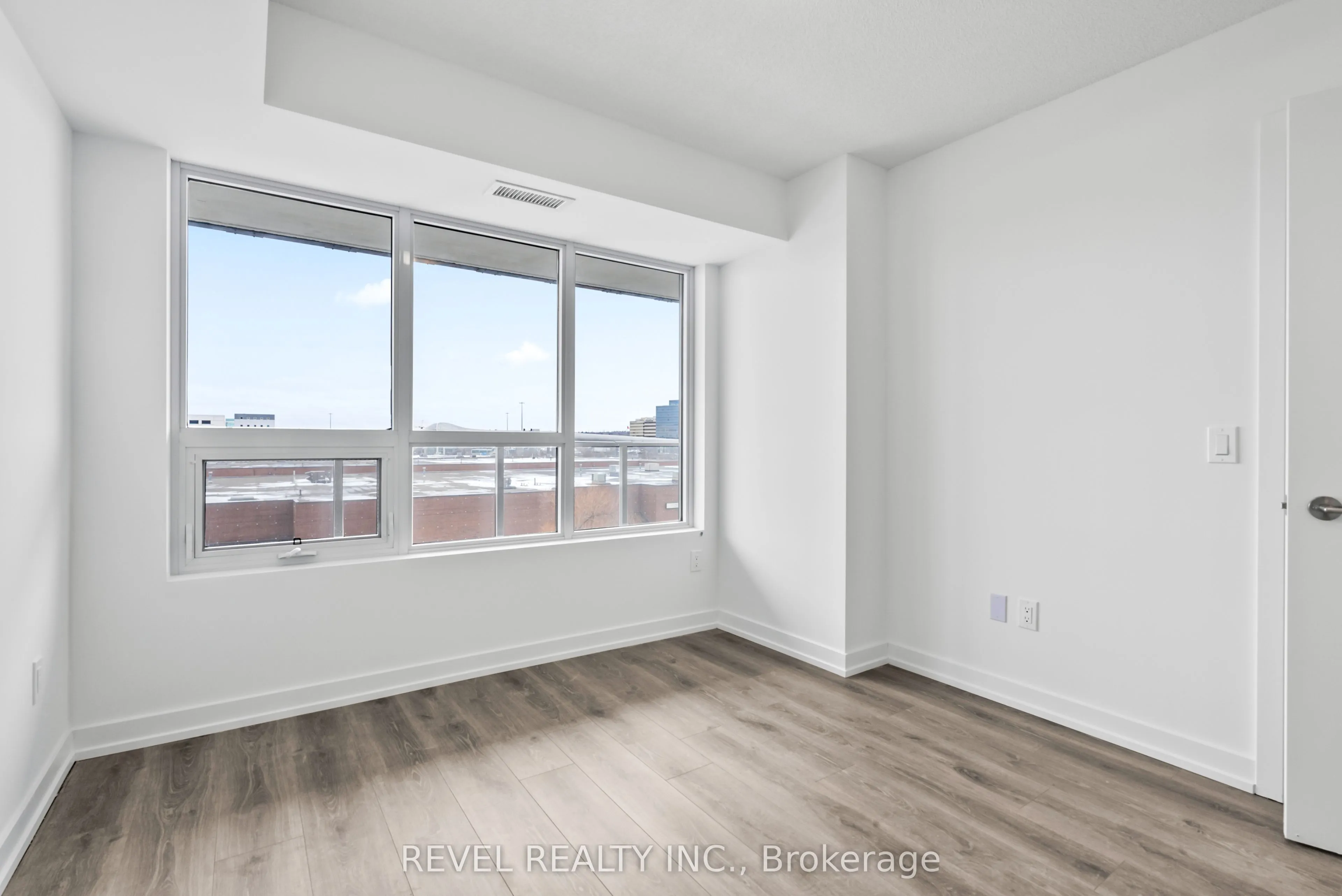 1435 Celebration Drive, #417