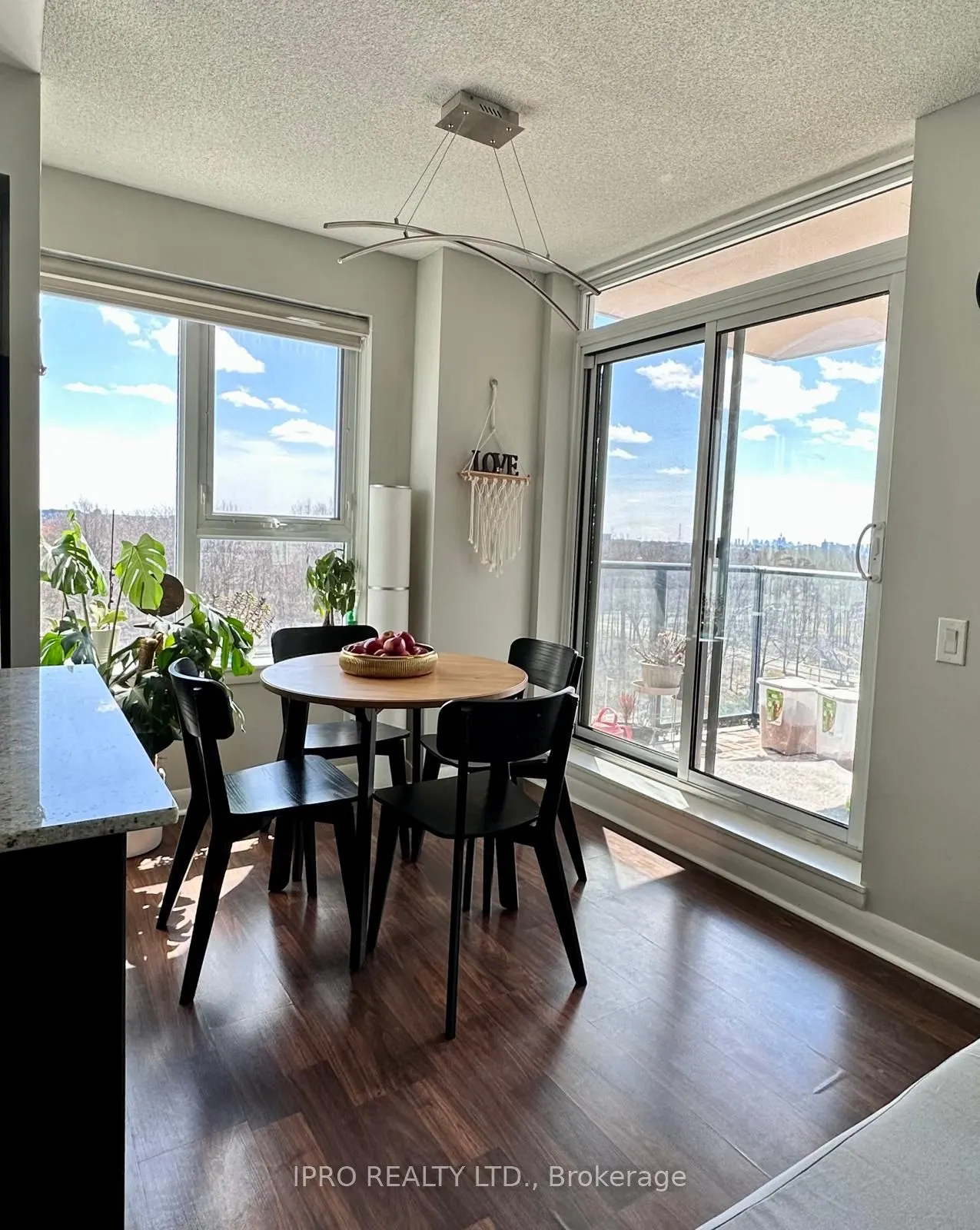 25 Town Centre Court, #1008