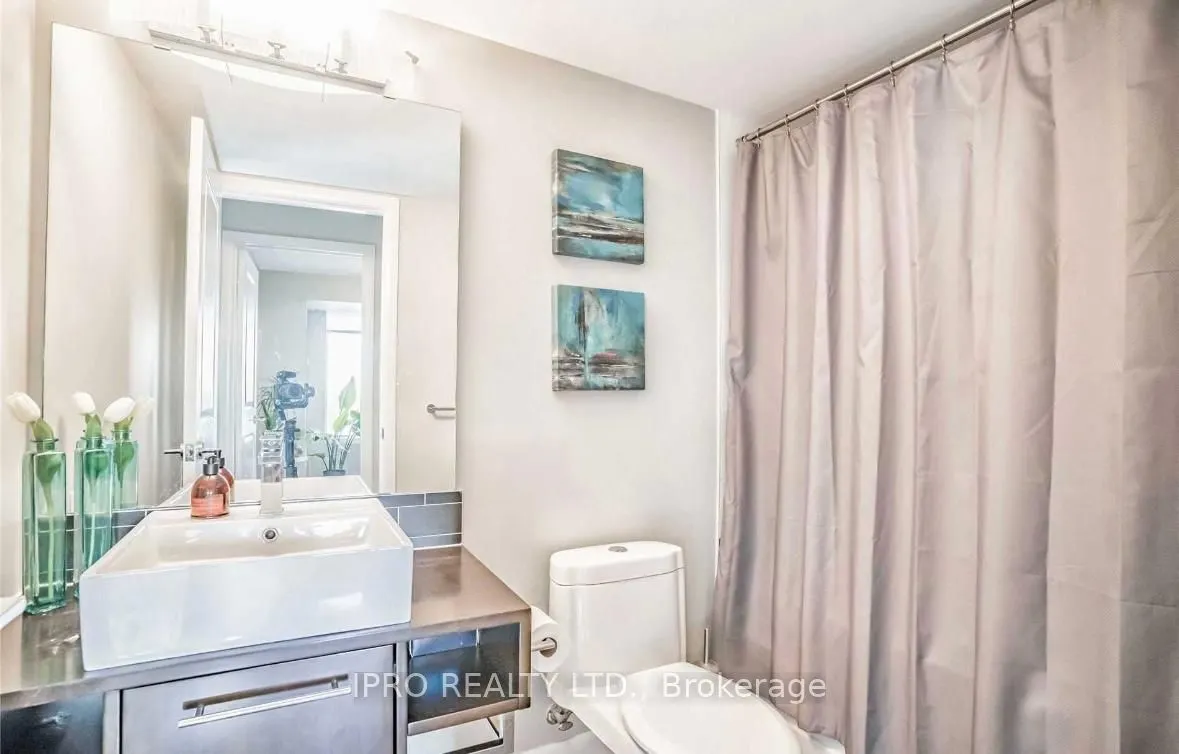 25 Town Centre Court, #1008