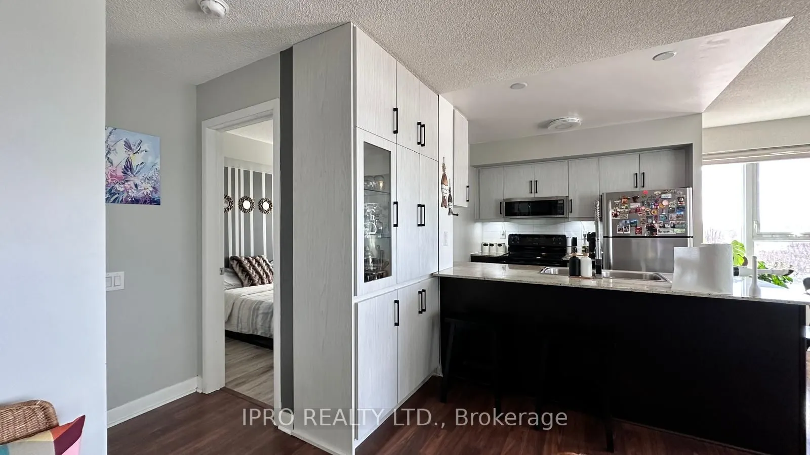 25 Town Centre Court, #1008