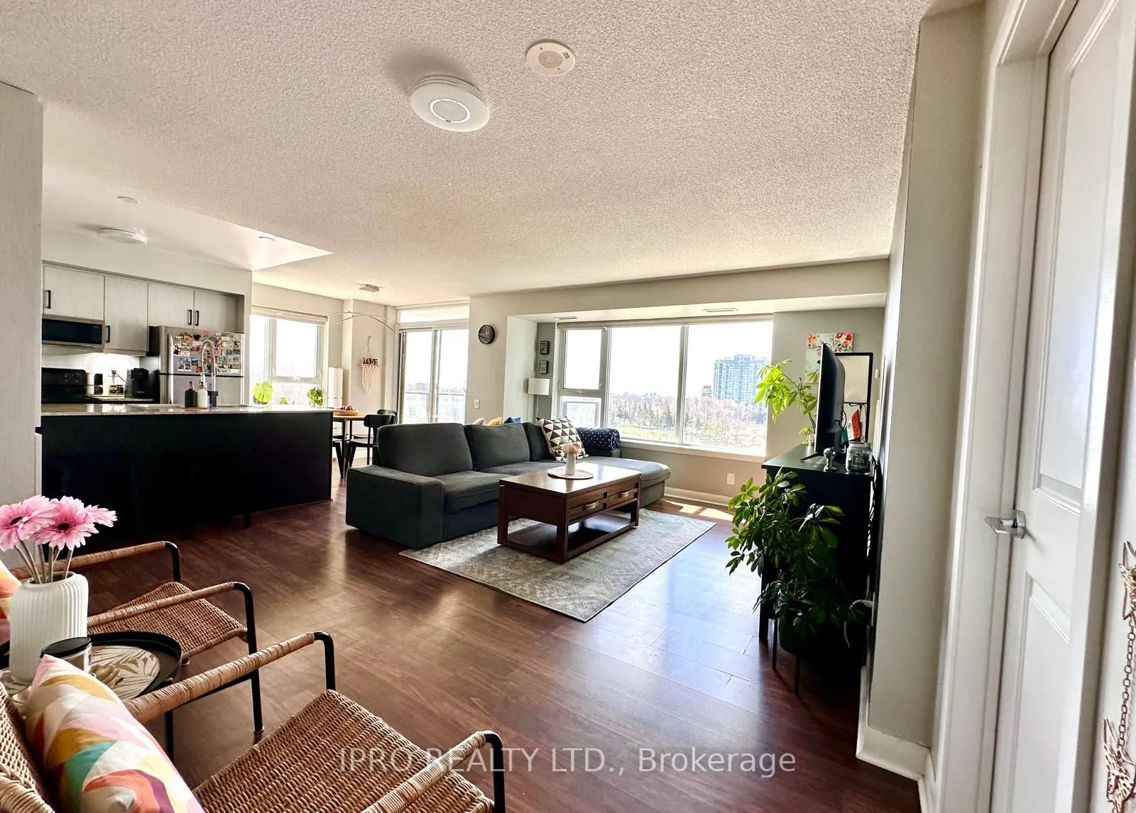25 Town Centre Court, #1008