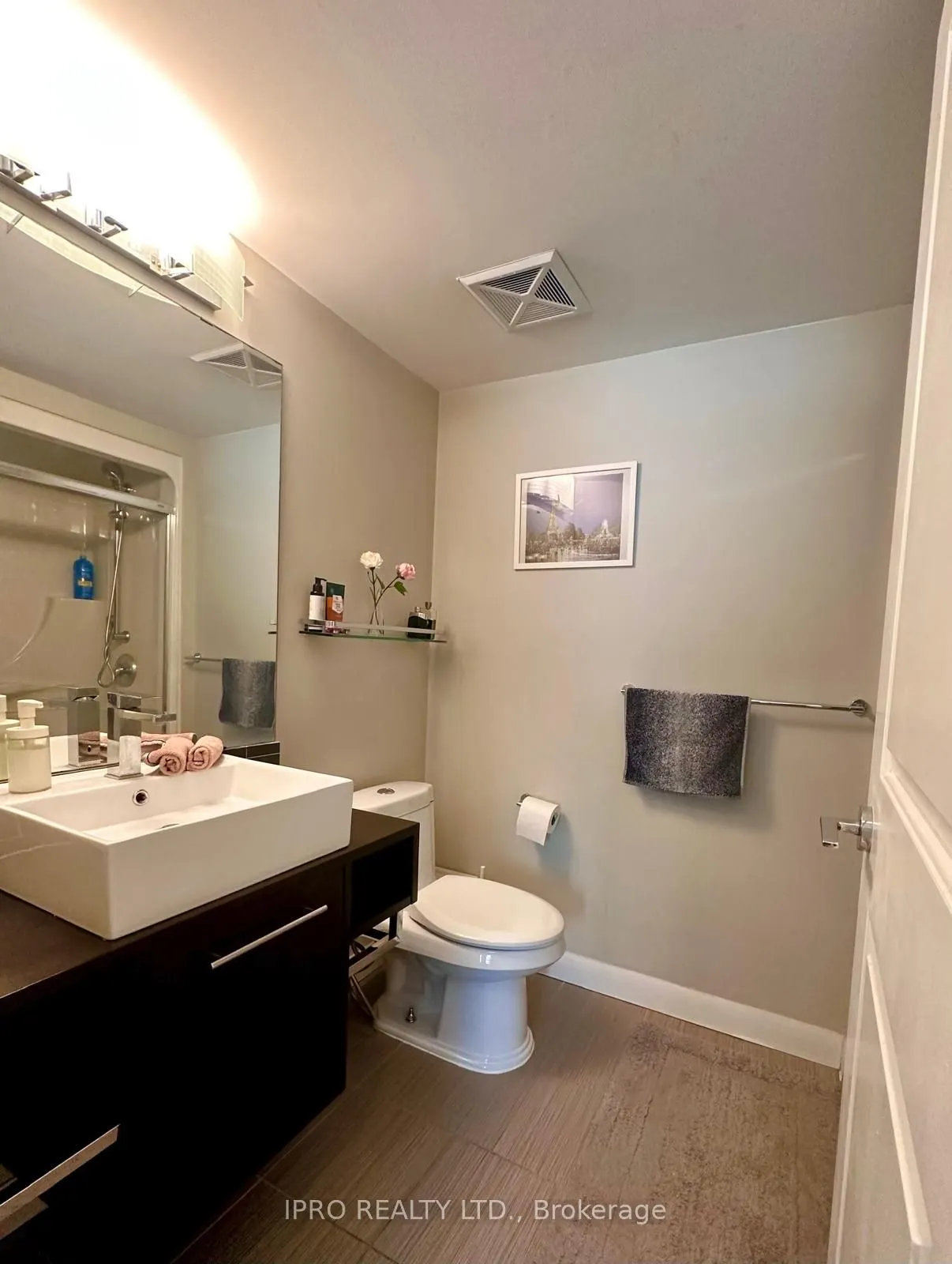 25 Town Centre Court, #1008