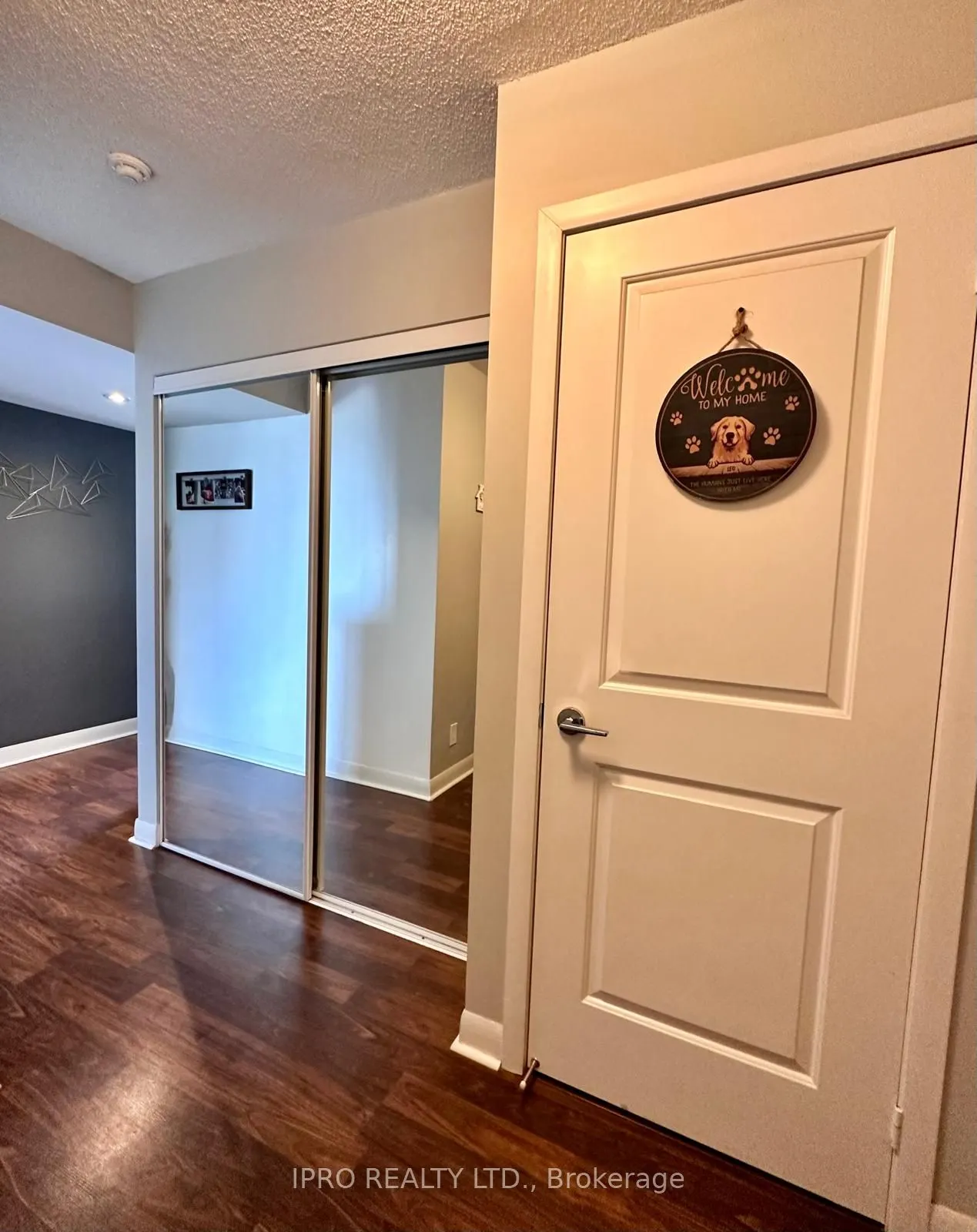 25 Town Centre Court, #1008
