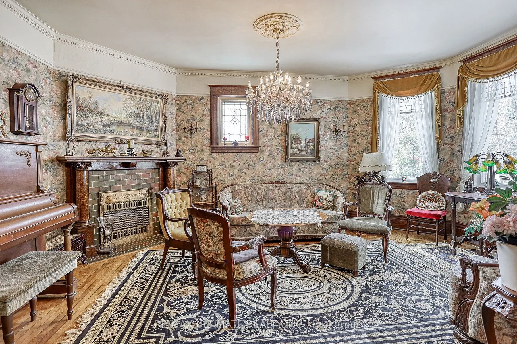 456 Manse Road