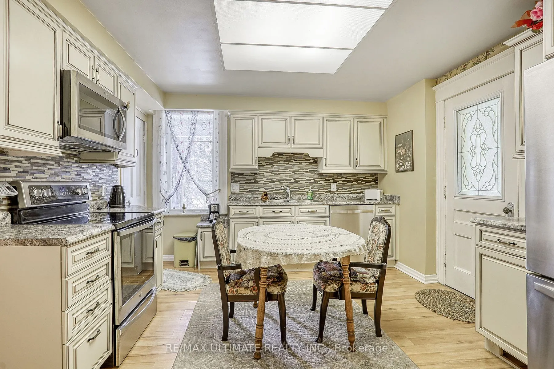 456 Manse Road