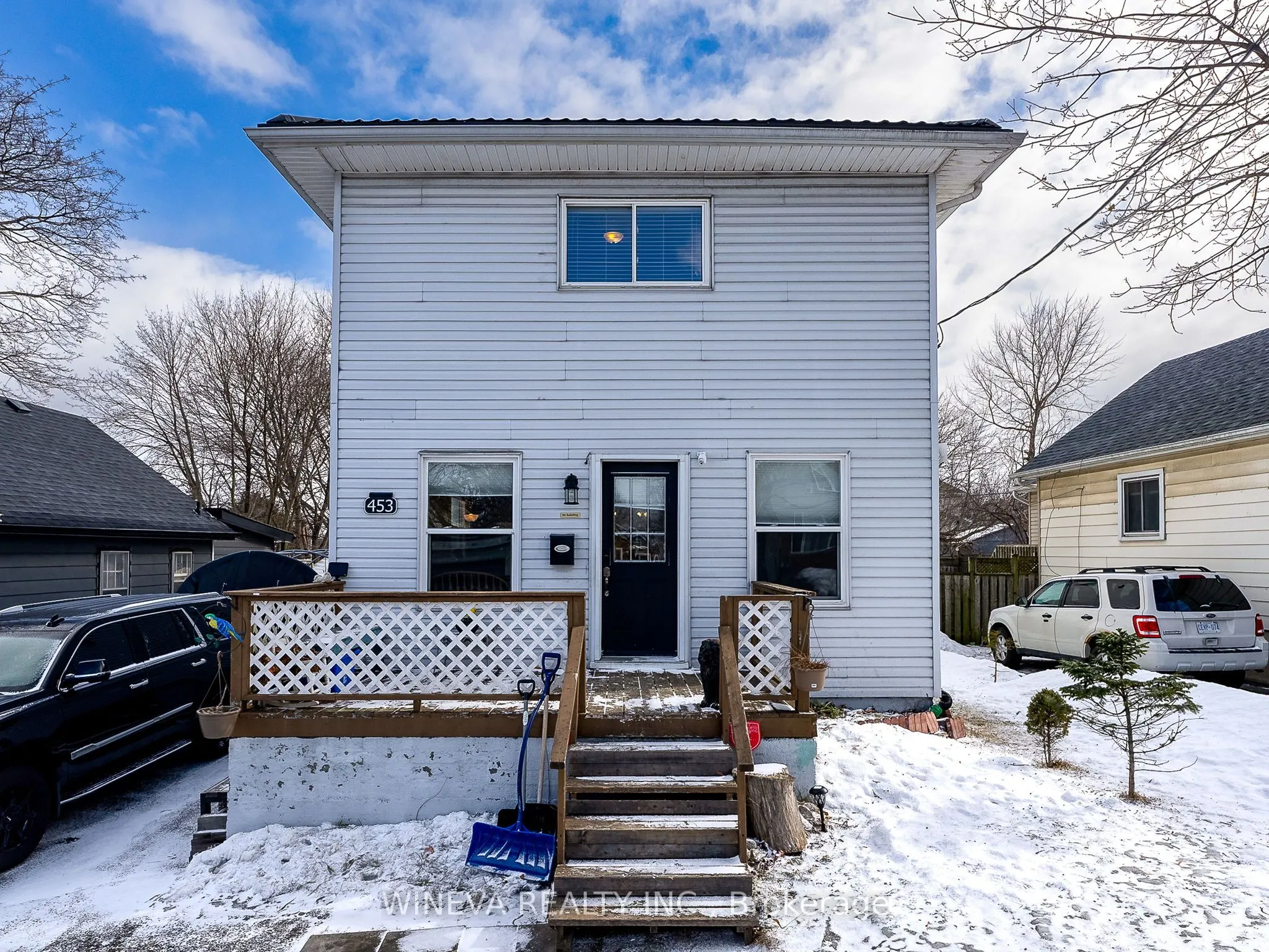 453 Montrave Avenue