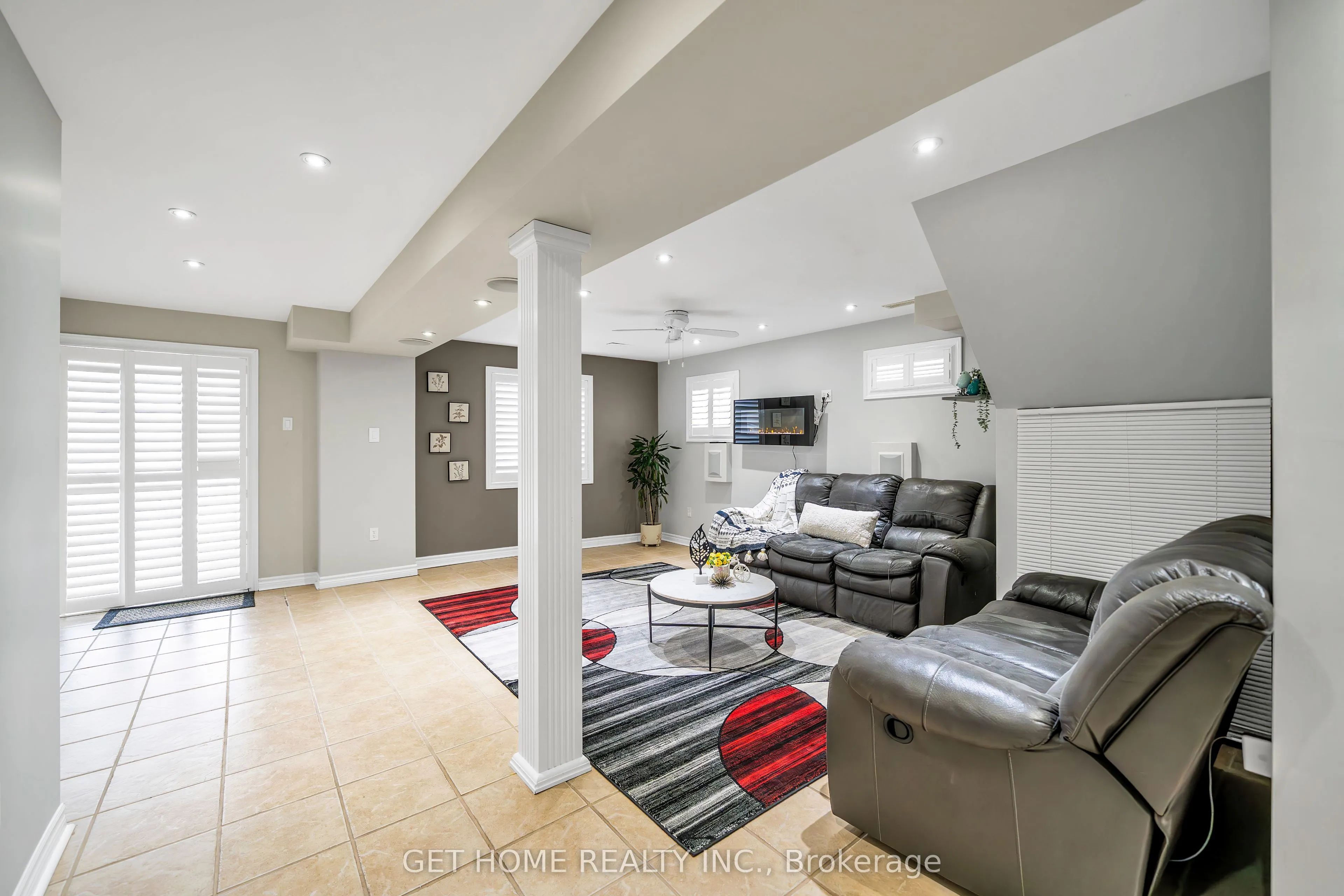 1880 Birchview Drive