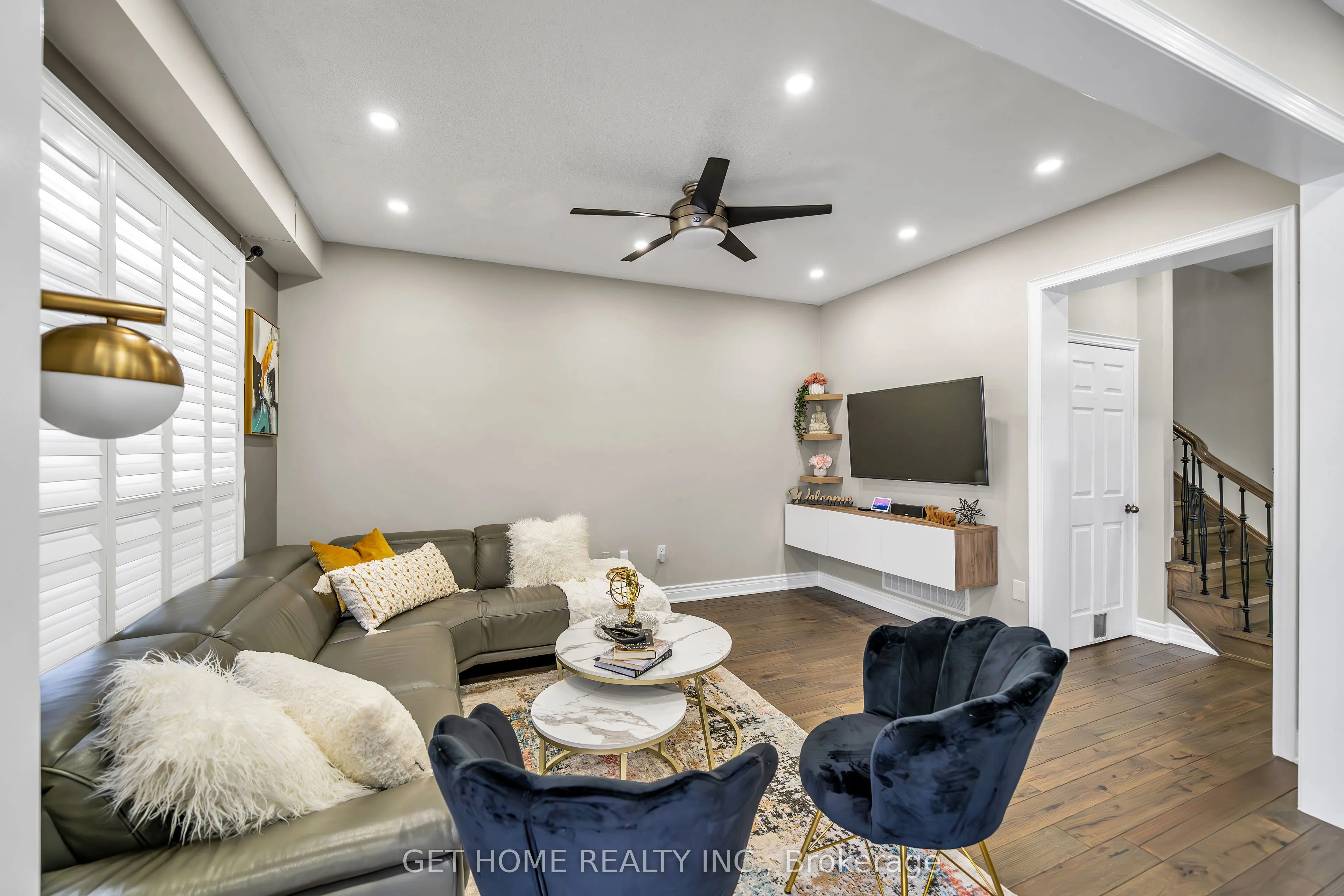1880 Birchview Drive