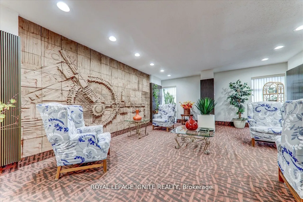 25 Silver Springs Boulevard #709
