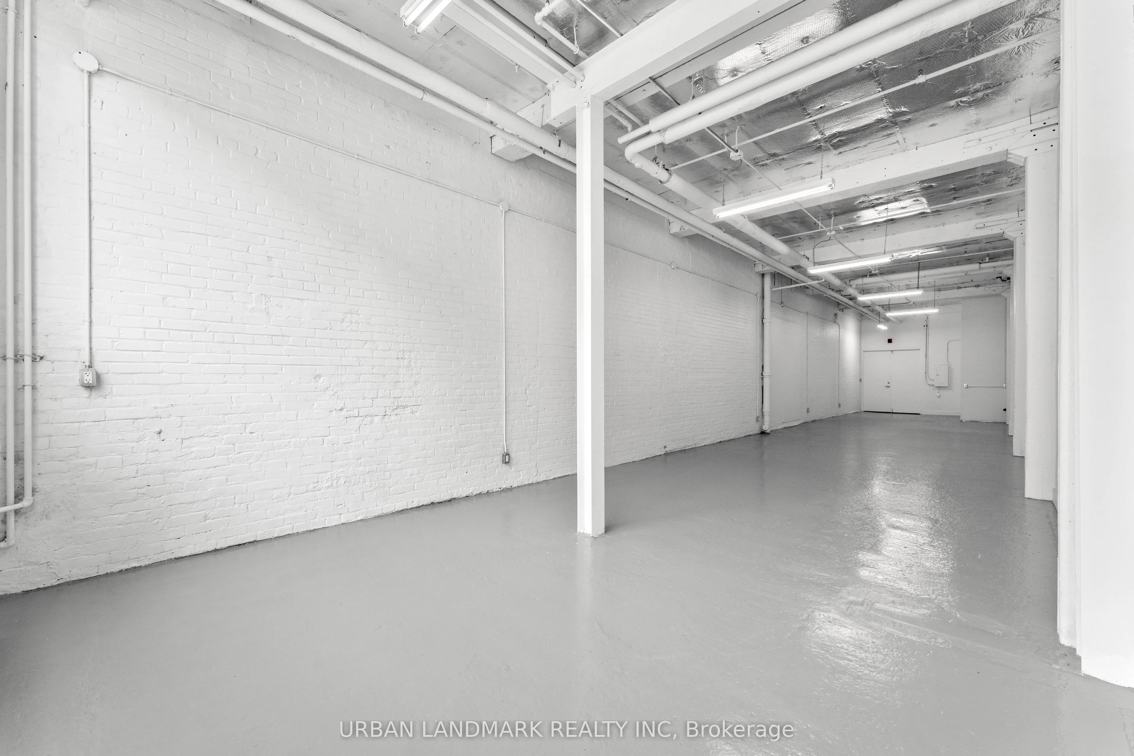 302 Carlaw Avenue, #110B