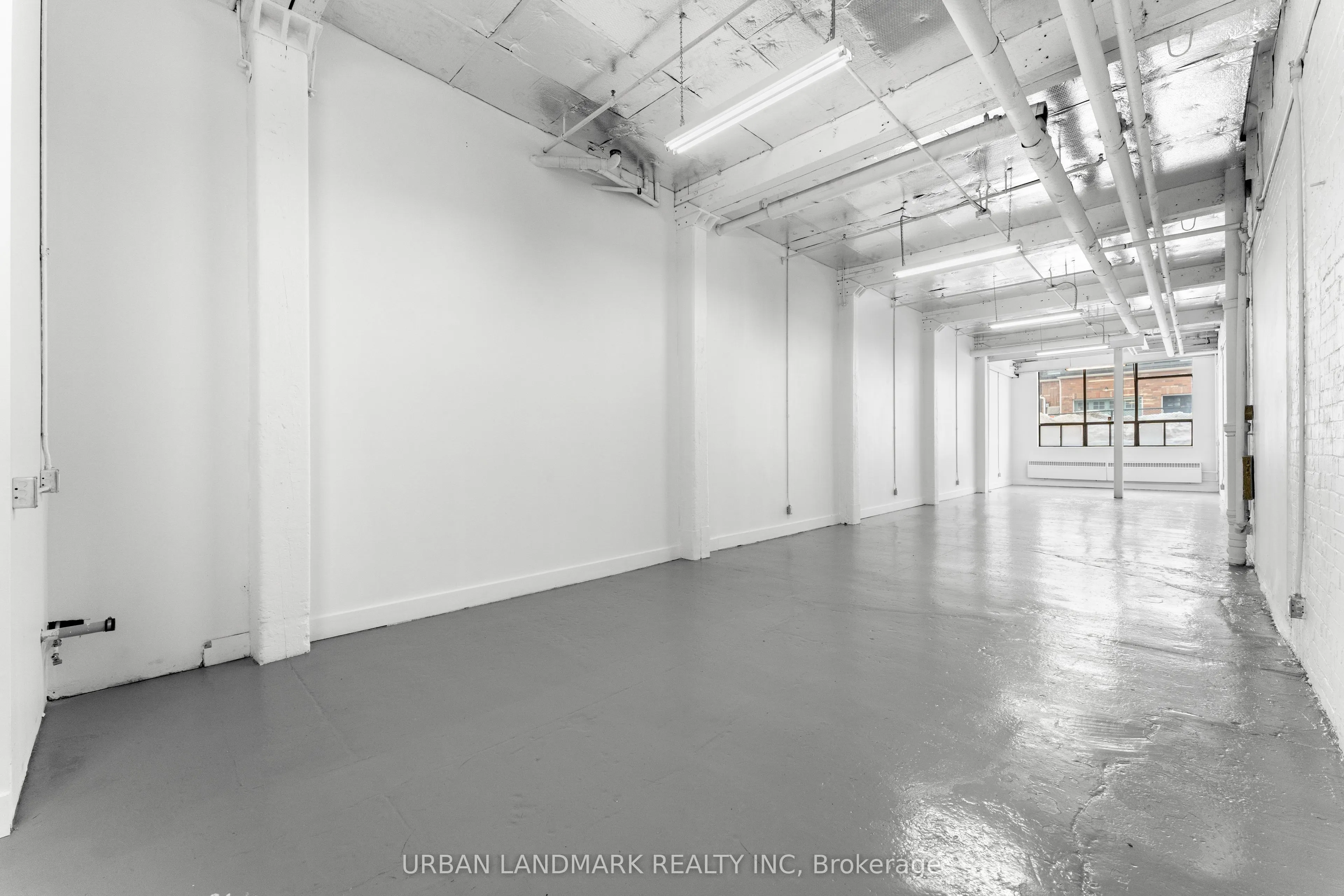 302 Carlaw Avenue, #110B