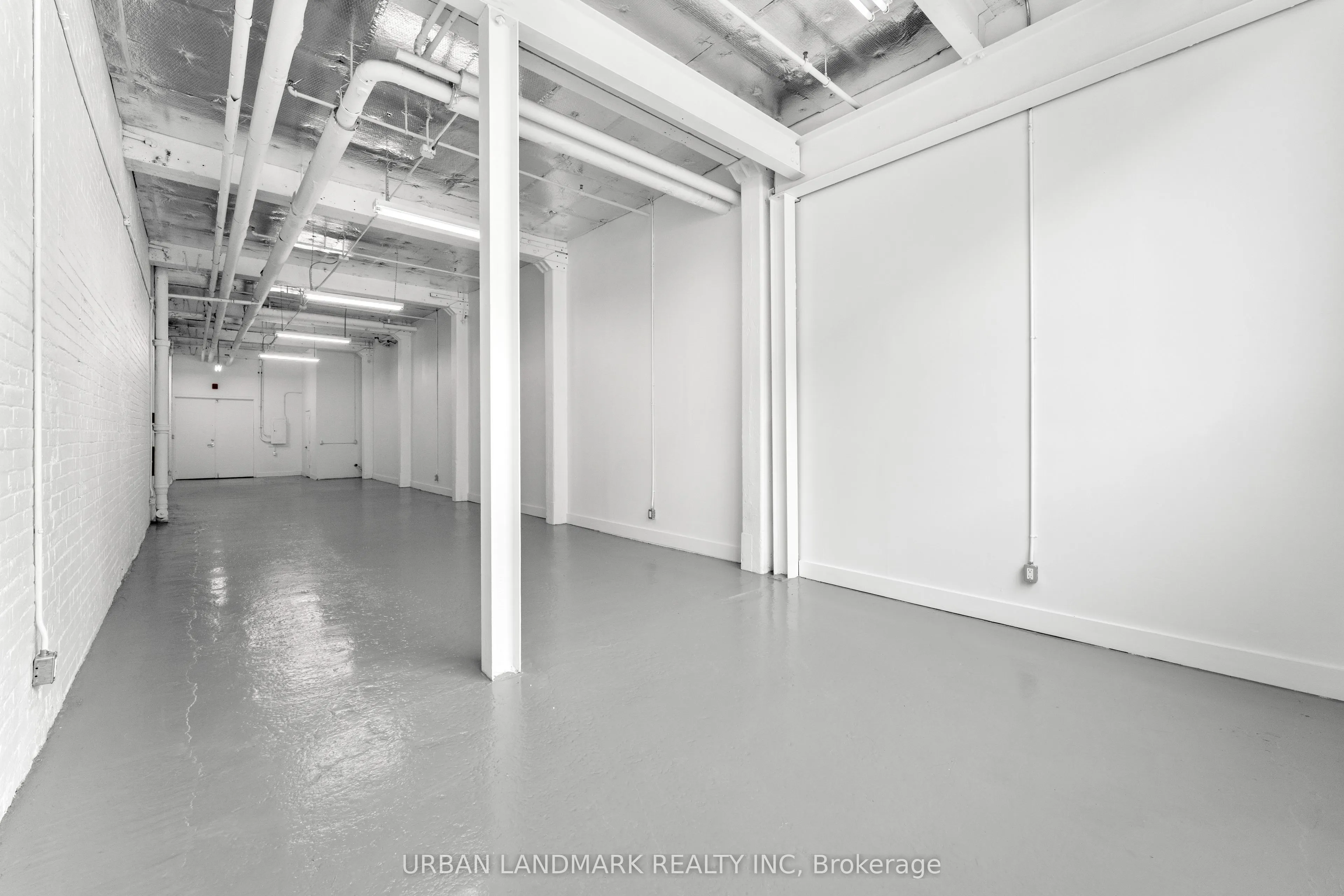 302 Carlaw Avenue, #110B