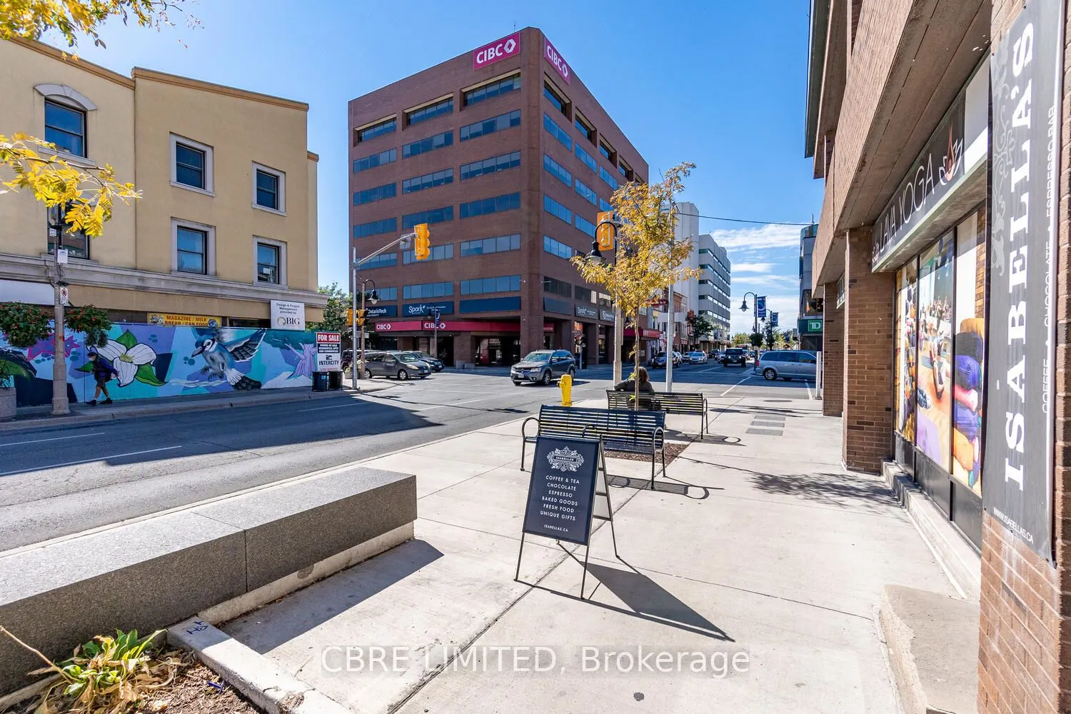 2 Simcoe Street S, #400
